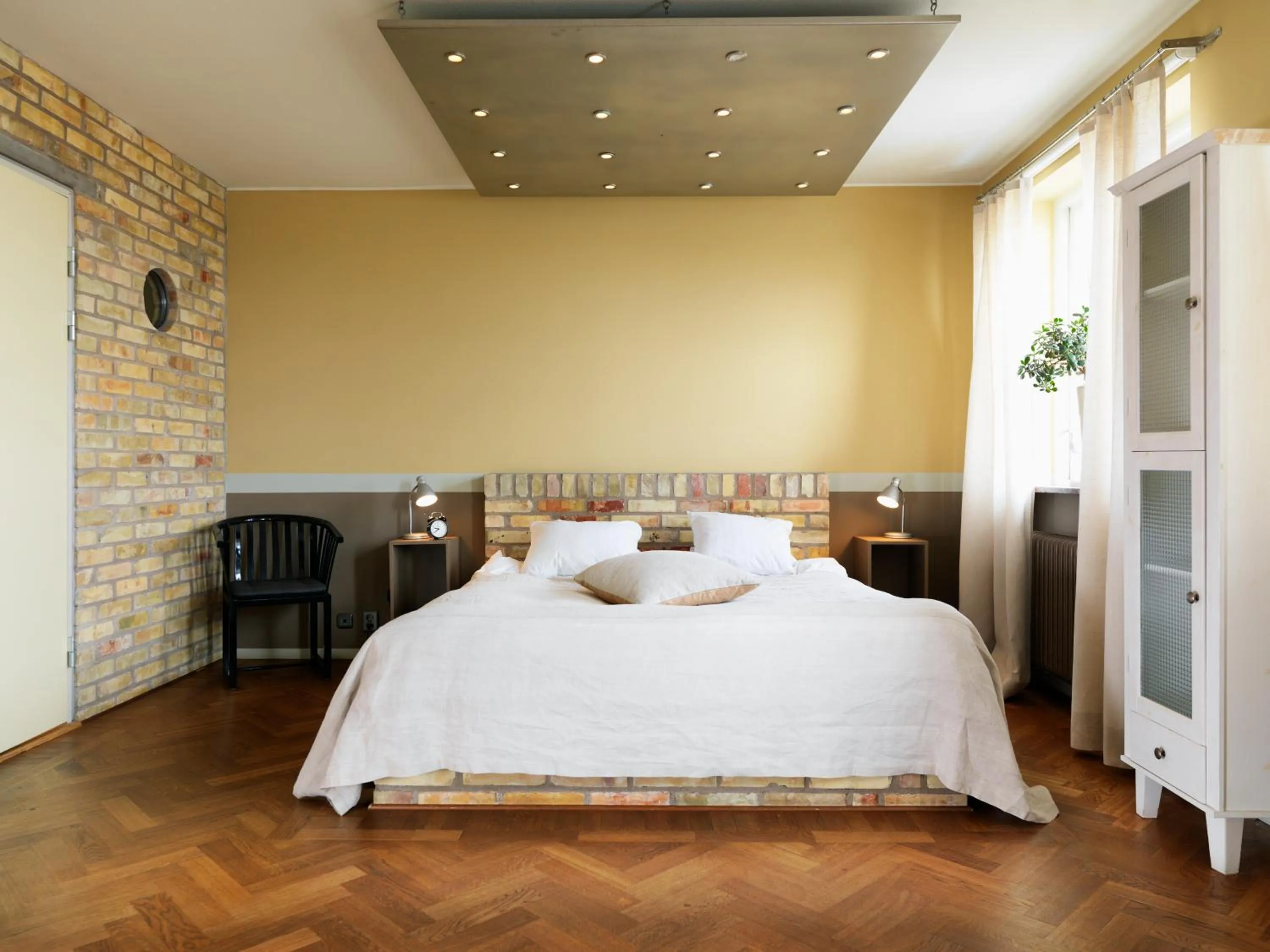 Bed in Maritim Hotell & Krog