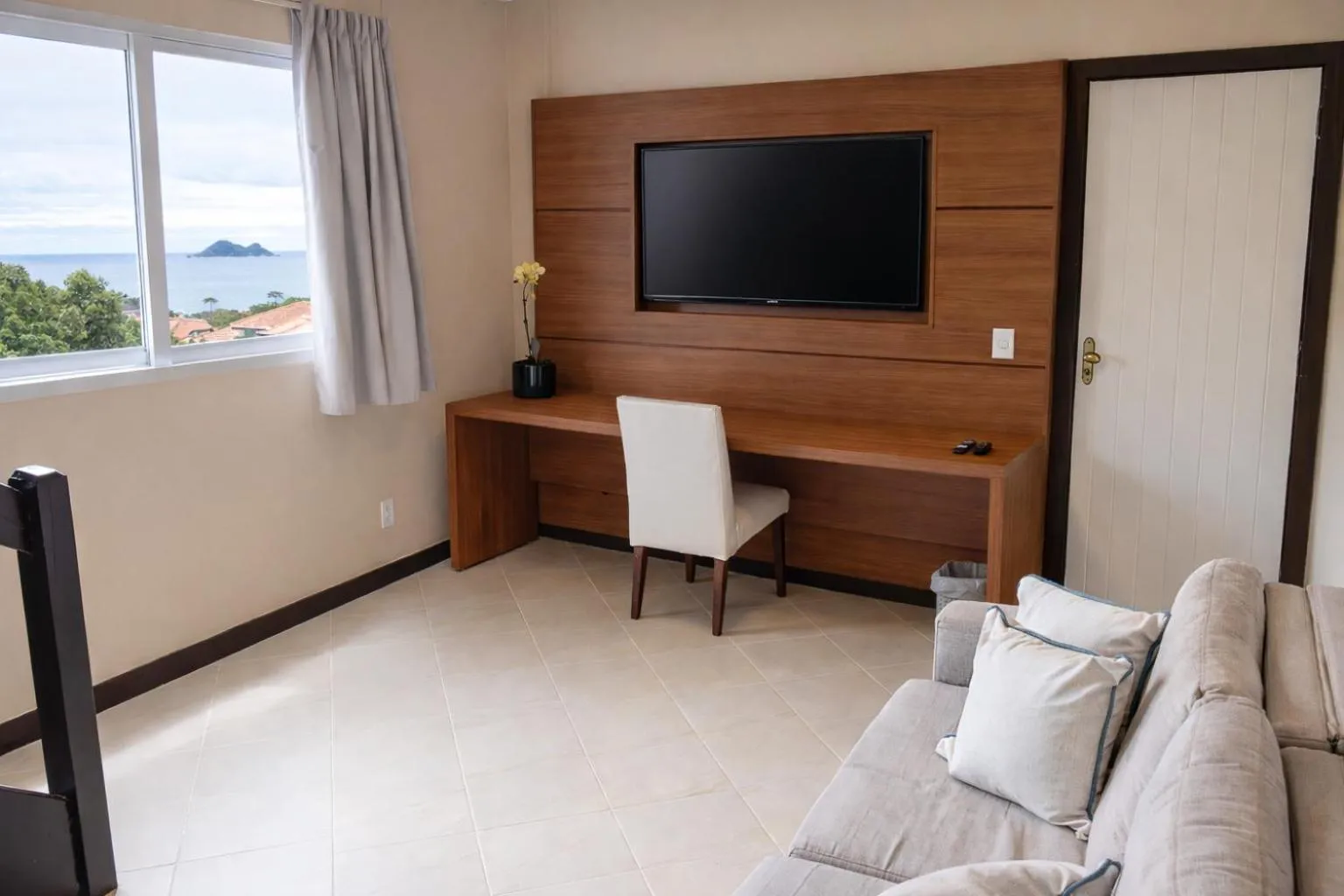 TV and multimedia in Buzios Mar Hotel