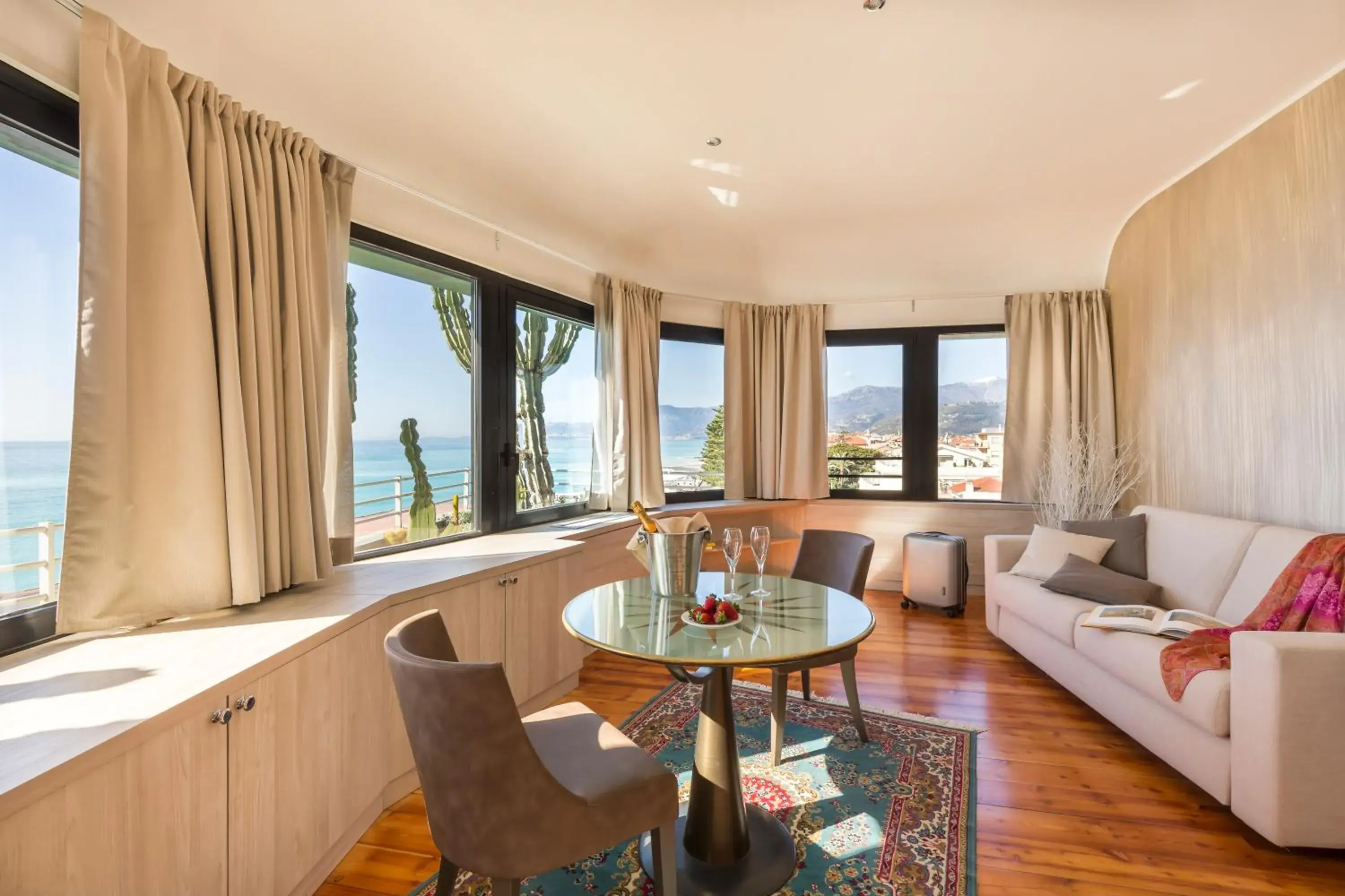 Photo of the whole room in Hotel Parigi & Spa Photo of the whole room in Hotel Parigi & Spa