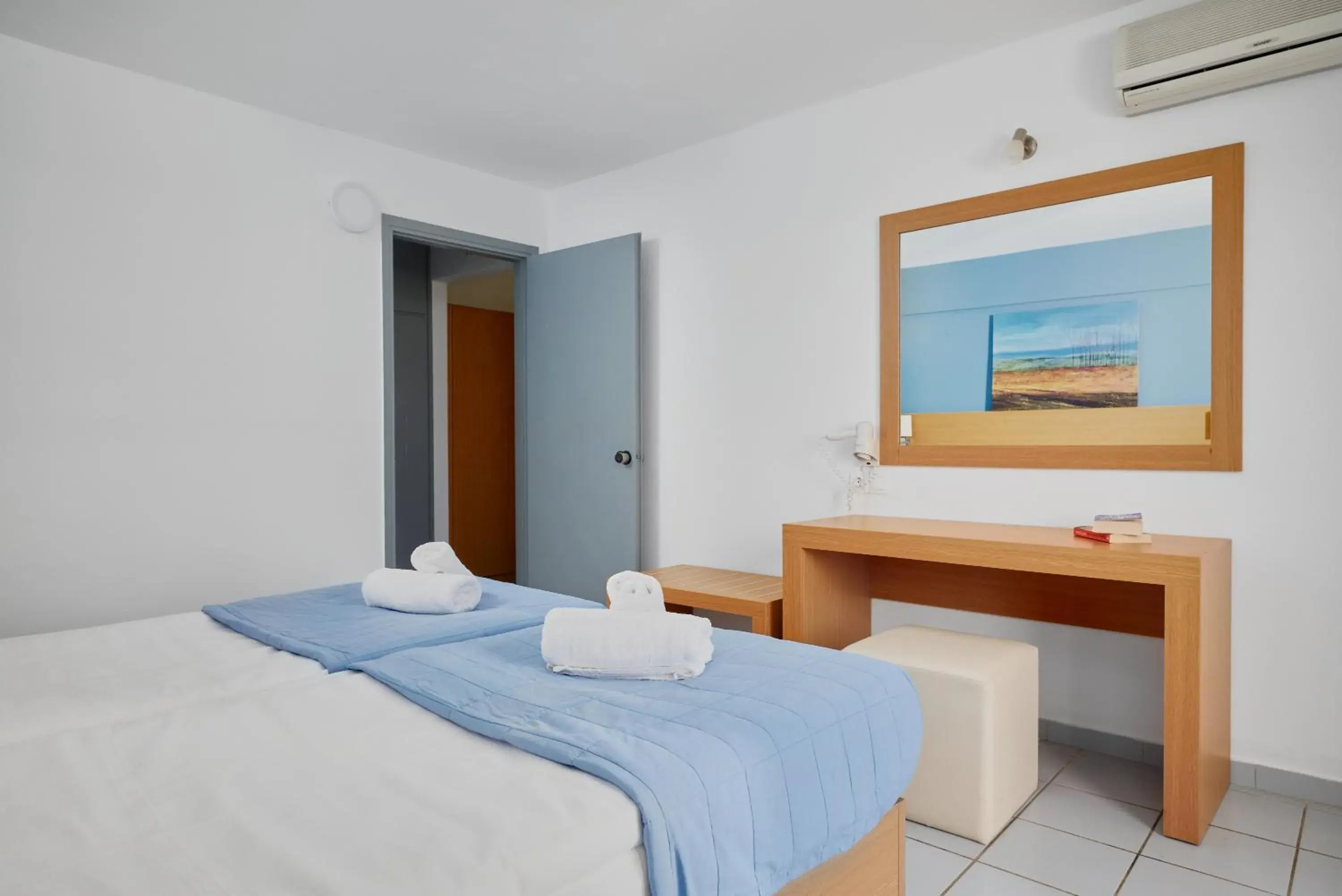 Bed in Acropolis Apartments Bed in Acropolis Apartments