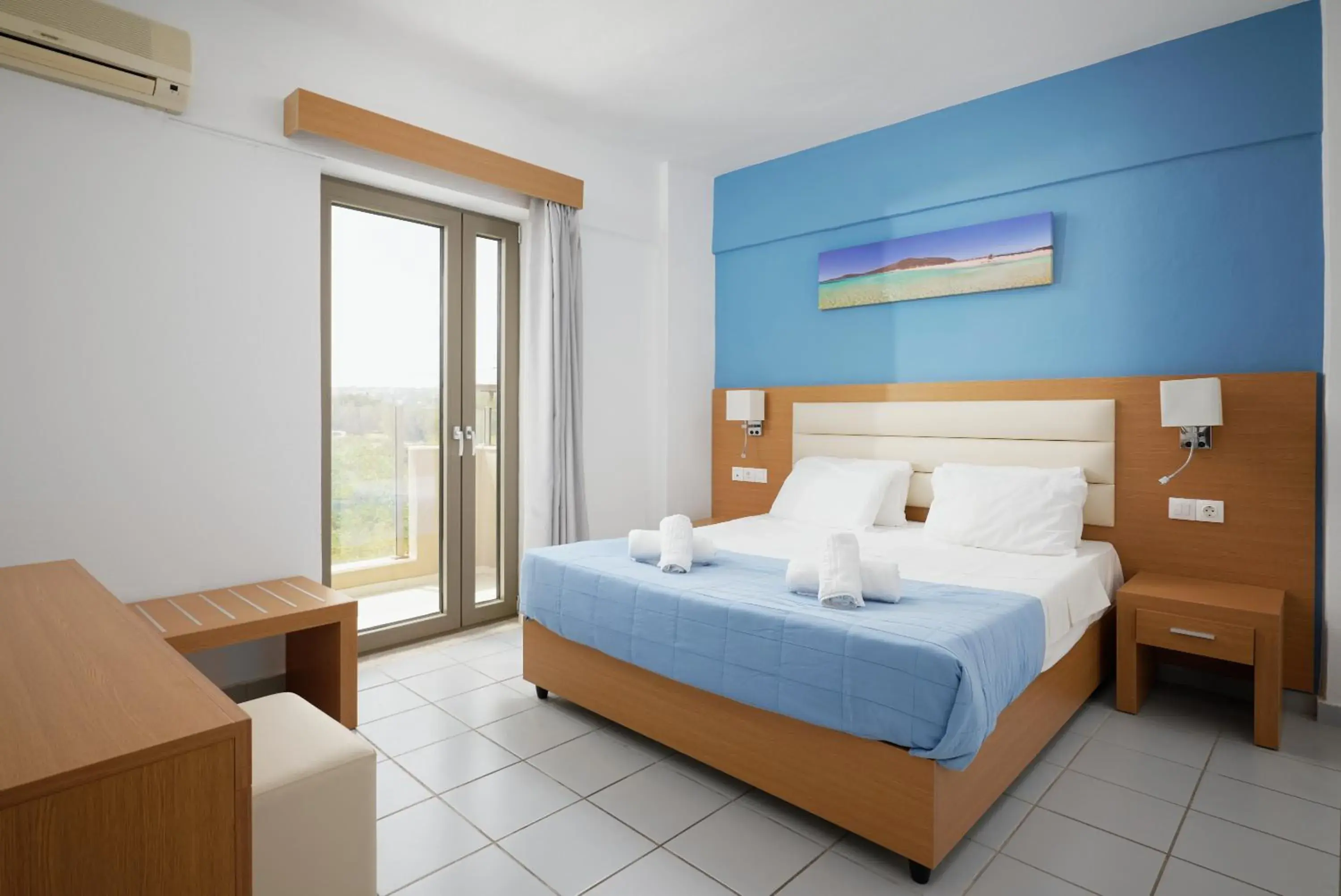 Bed in Acropolis Apartments Bed in Acropolis Apartments