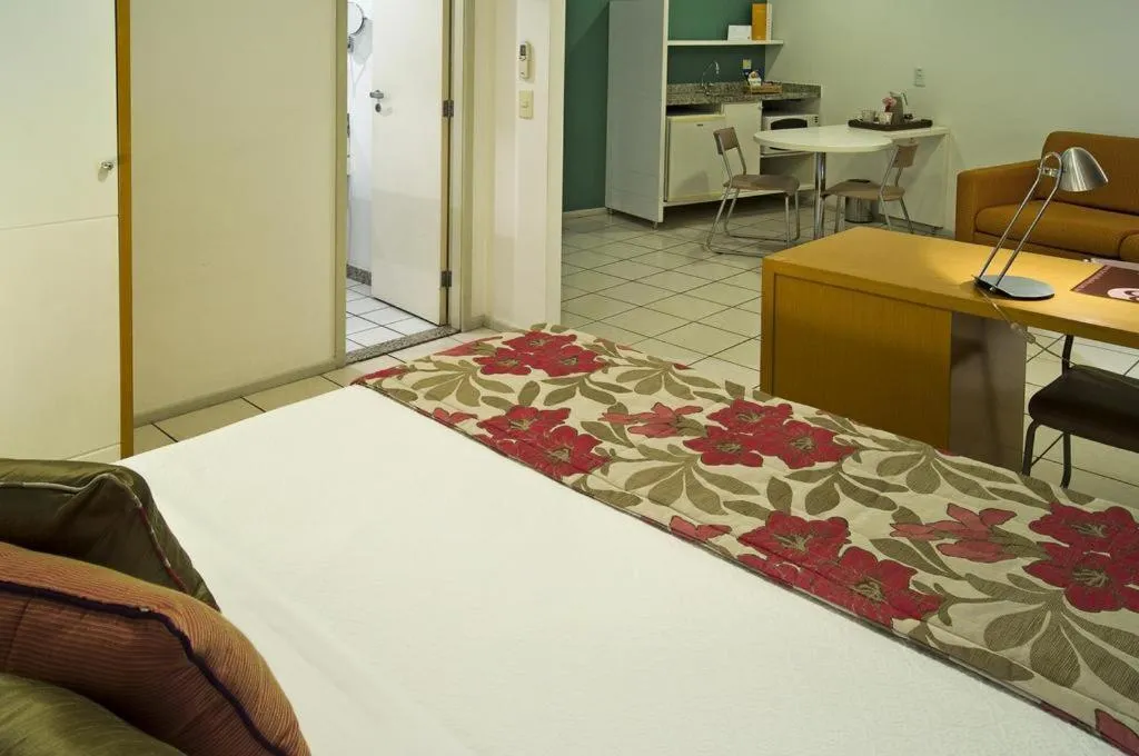 Coffee/tea facilities, Bed in Praia do Canto Apart Hotel