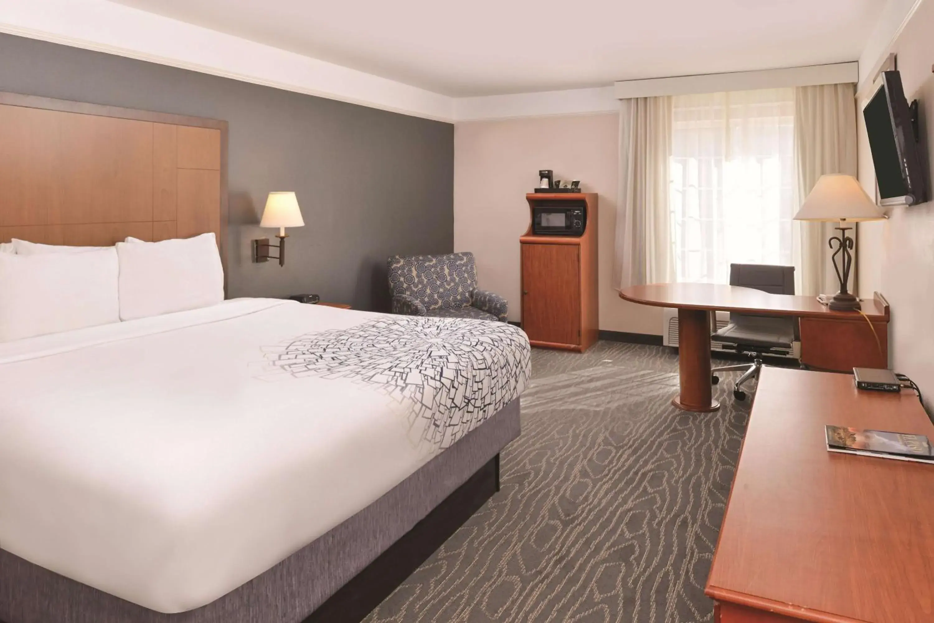 Standard King Room in La Quinta by Wyndham Ruidoso Downs Standard King Room in La Quinta by Wyndham Ruidoso Downs