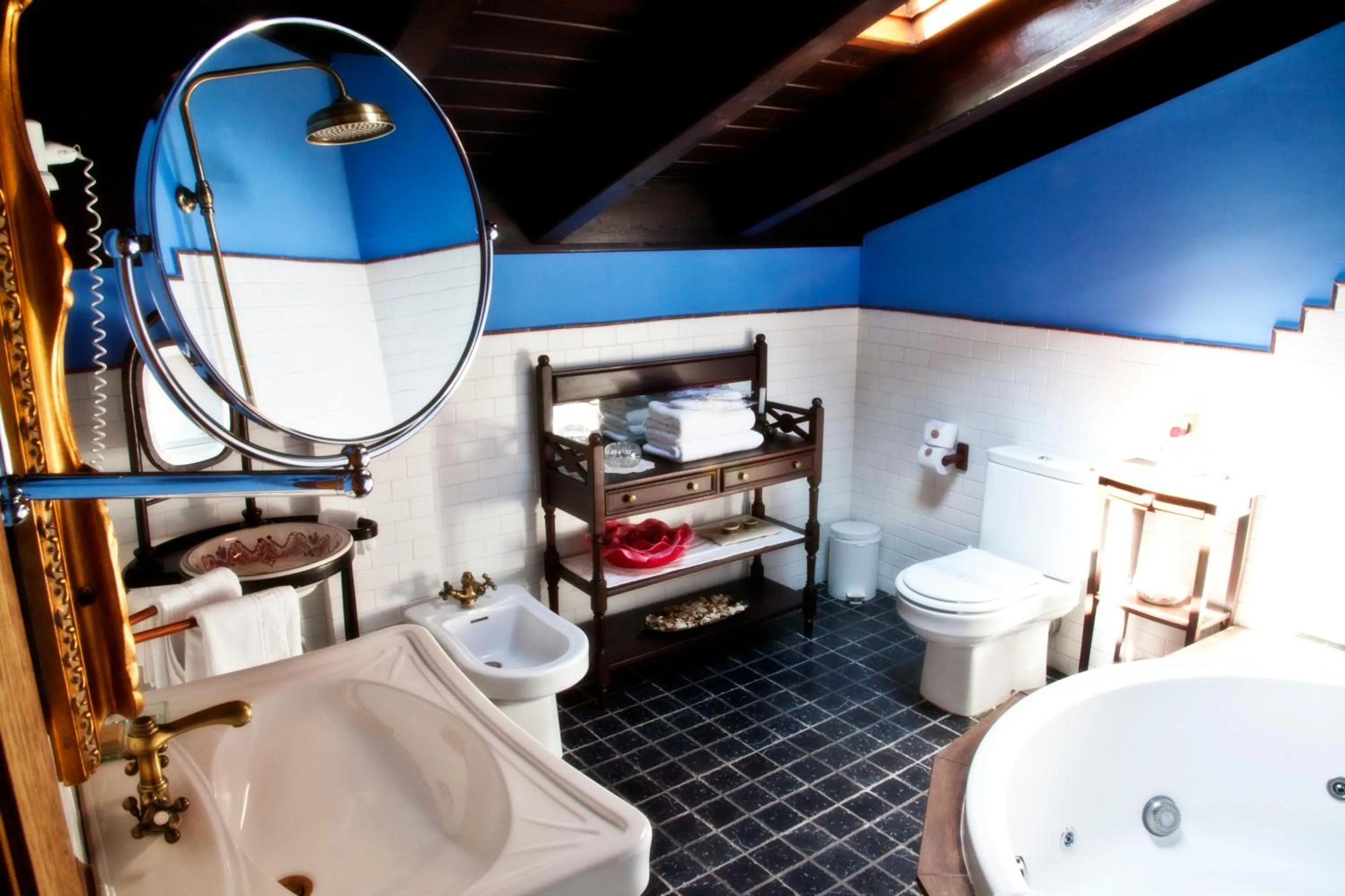 Bathroom in La Moncloa de San Lazaro