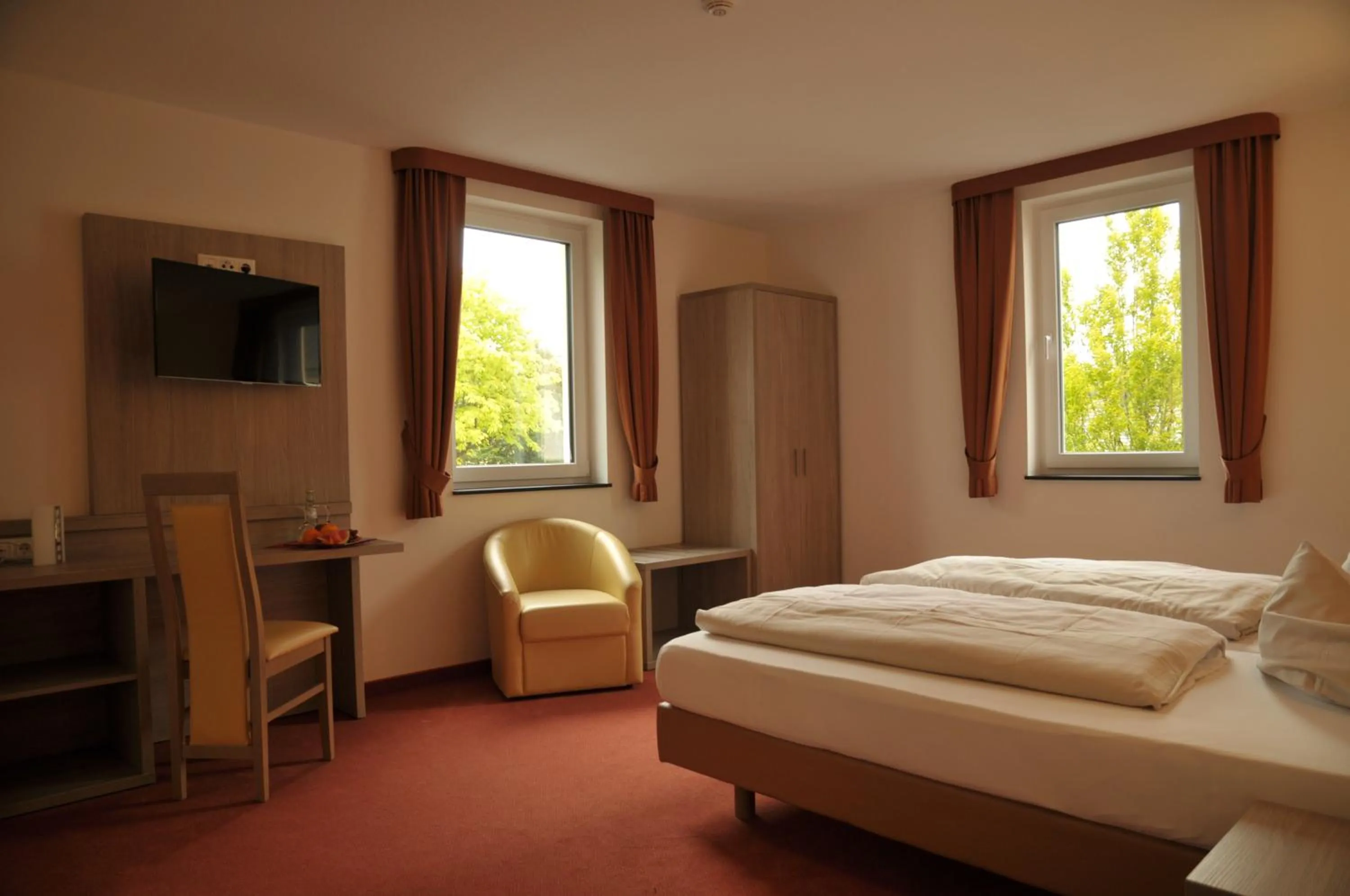 Photo of the whole room, Bed in Vulkanhotel balance&selfness ***S