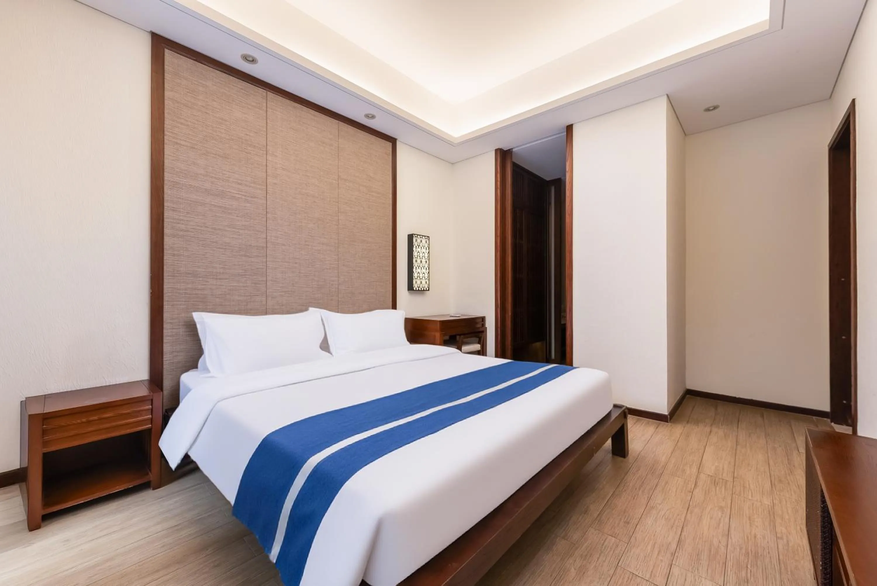 Bed in Iccssi Villa Haitang Bay Sanya