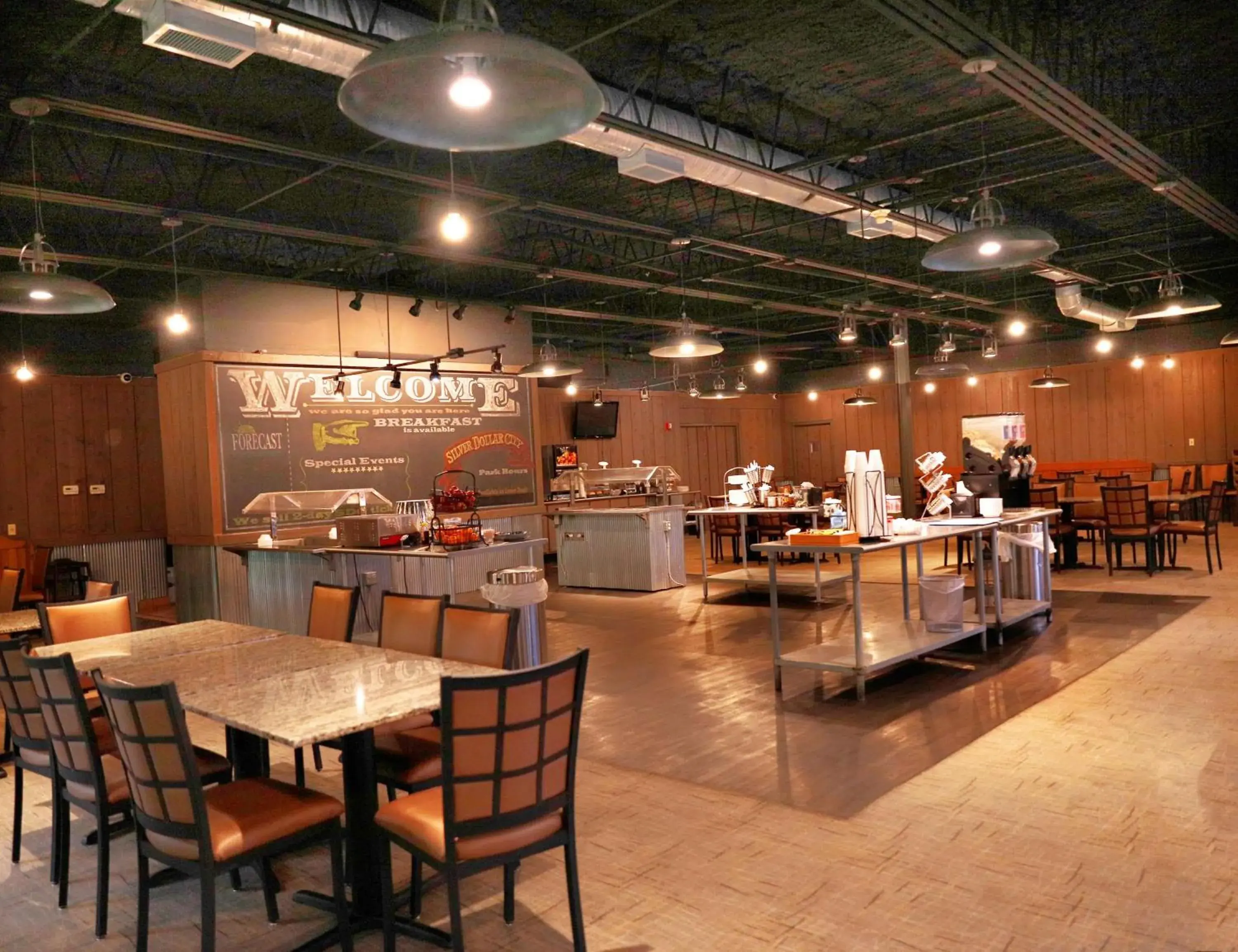 Breakfast in Best Western Branson Inn and Conference Center Breakfast in Best Western Branson Inn and Conference Center