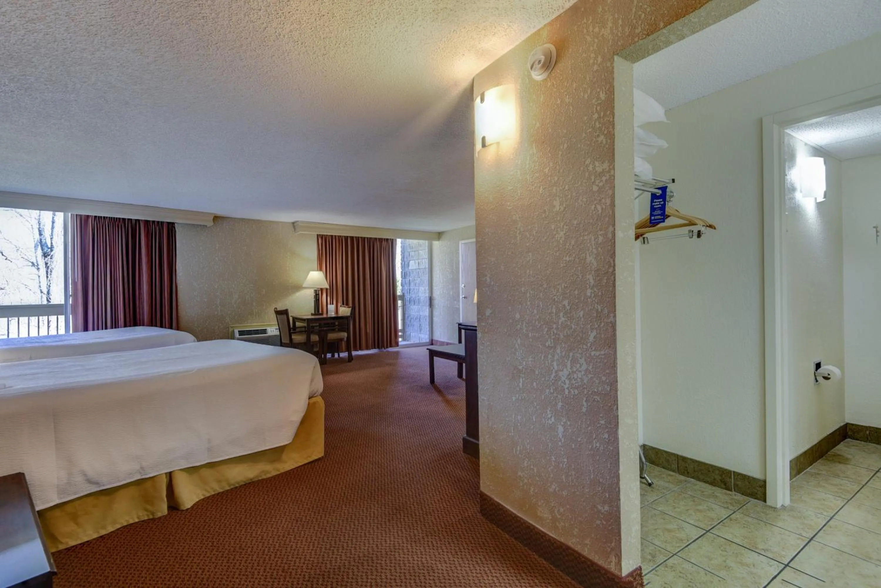 Bedroom, Bed in Best Western Branson Inn and Conference Center
