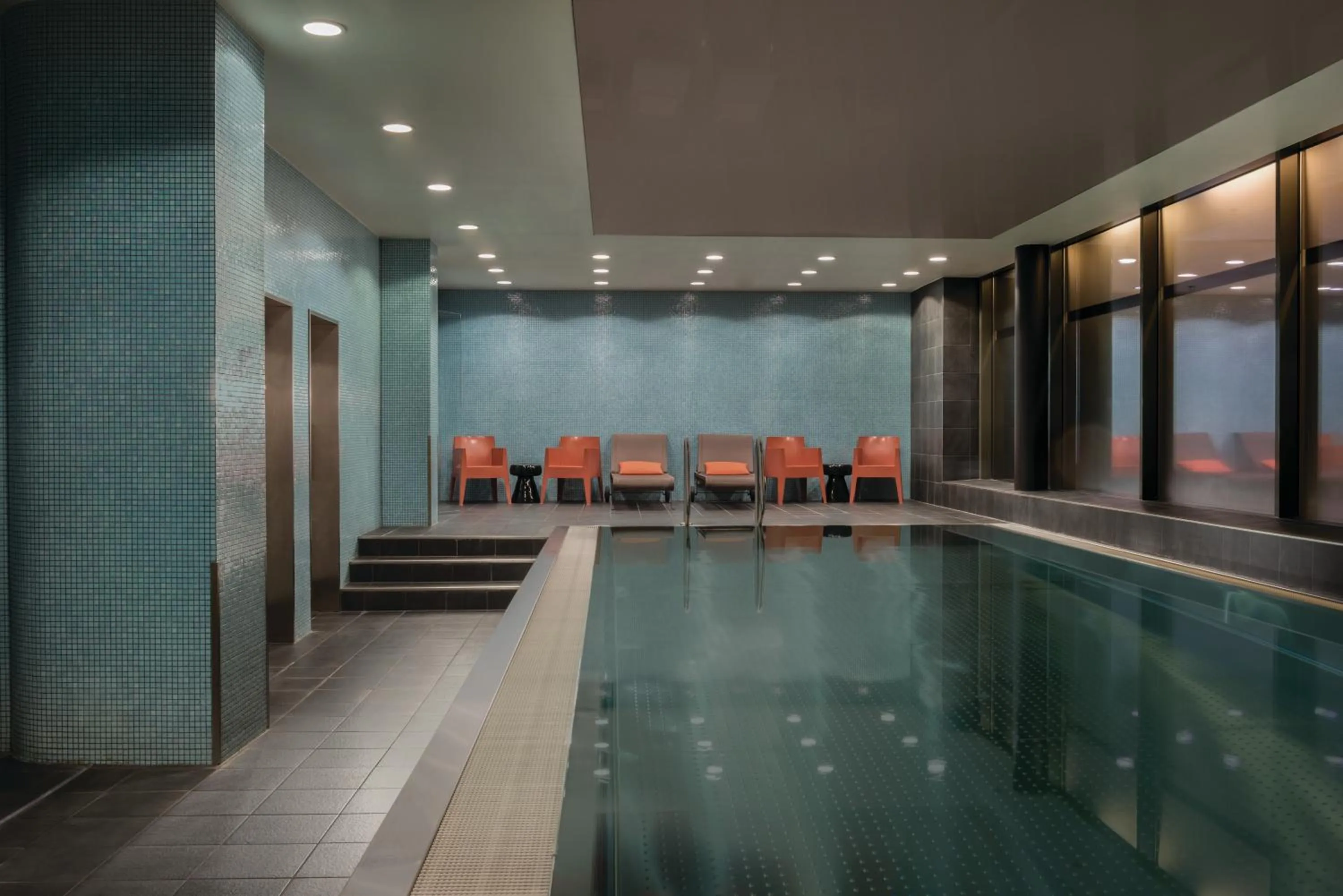 Swimming pool in Adina Apartment Hotel Frankfurt Neue Oper