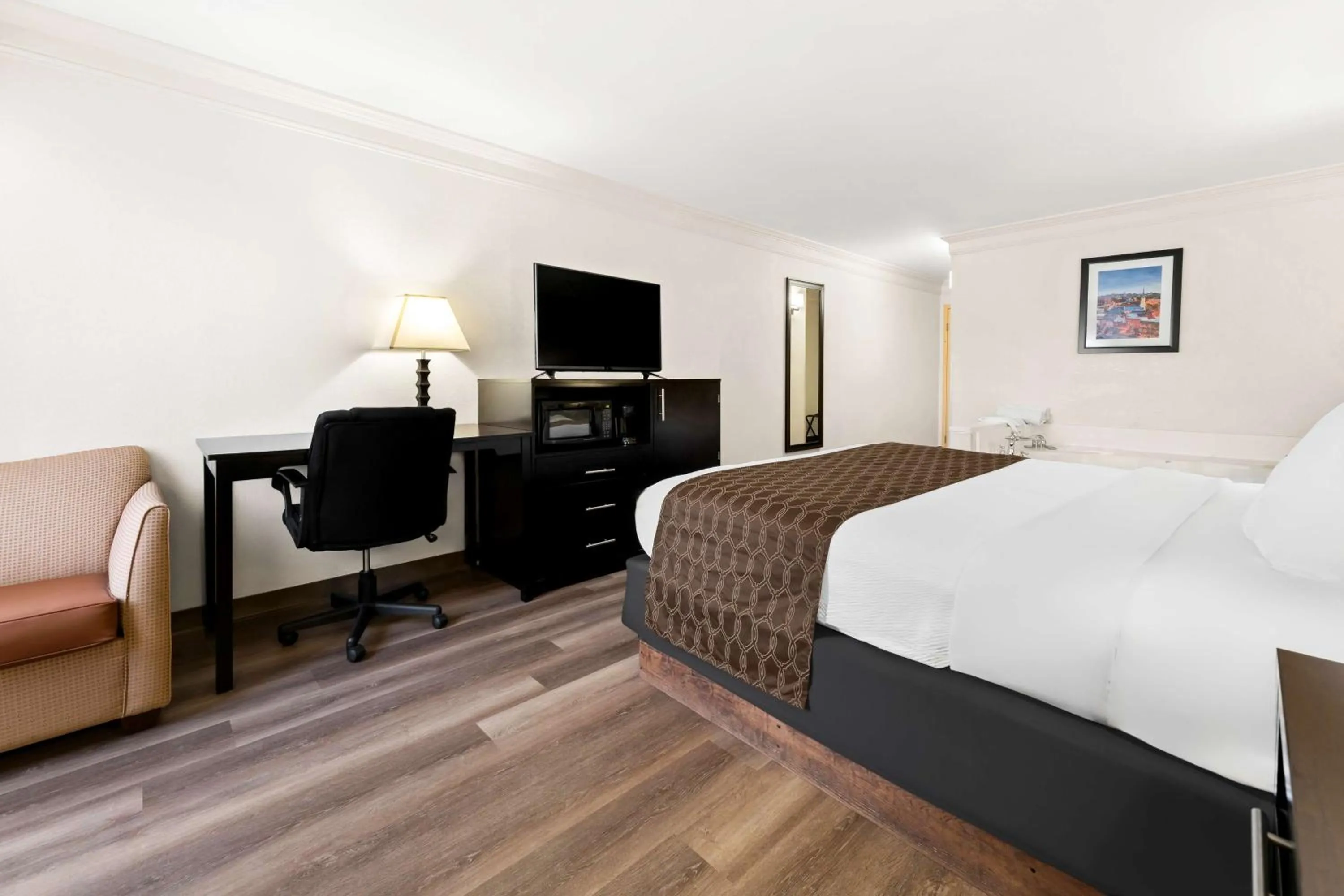 Bedroom, Bed in Best Western Riverside Inn