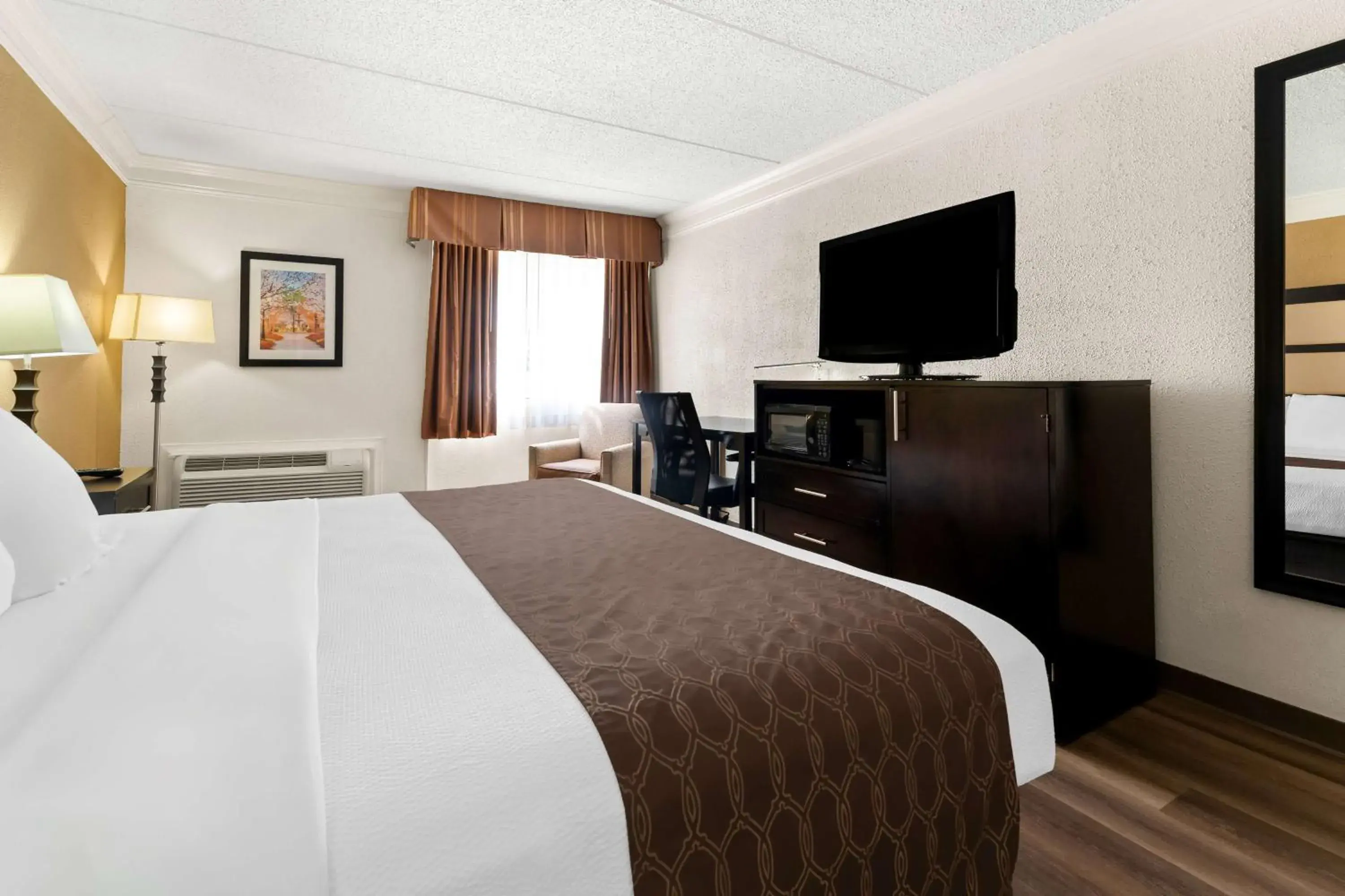 Bedroom, Bed in Best Western Riverside Inn Bedroom, Bed in Best Western Riverside Inn