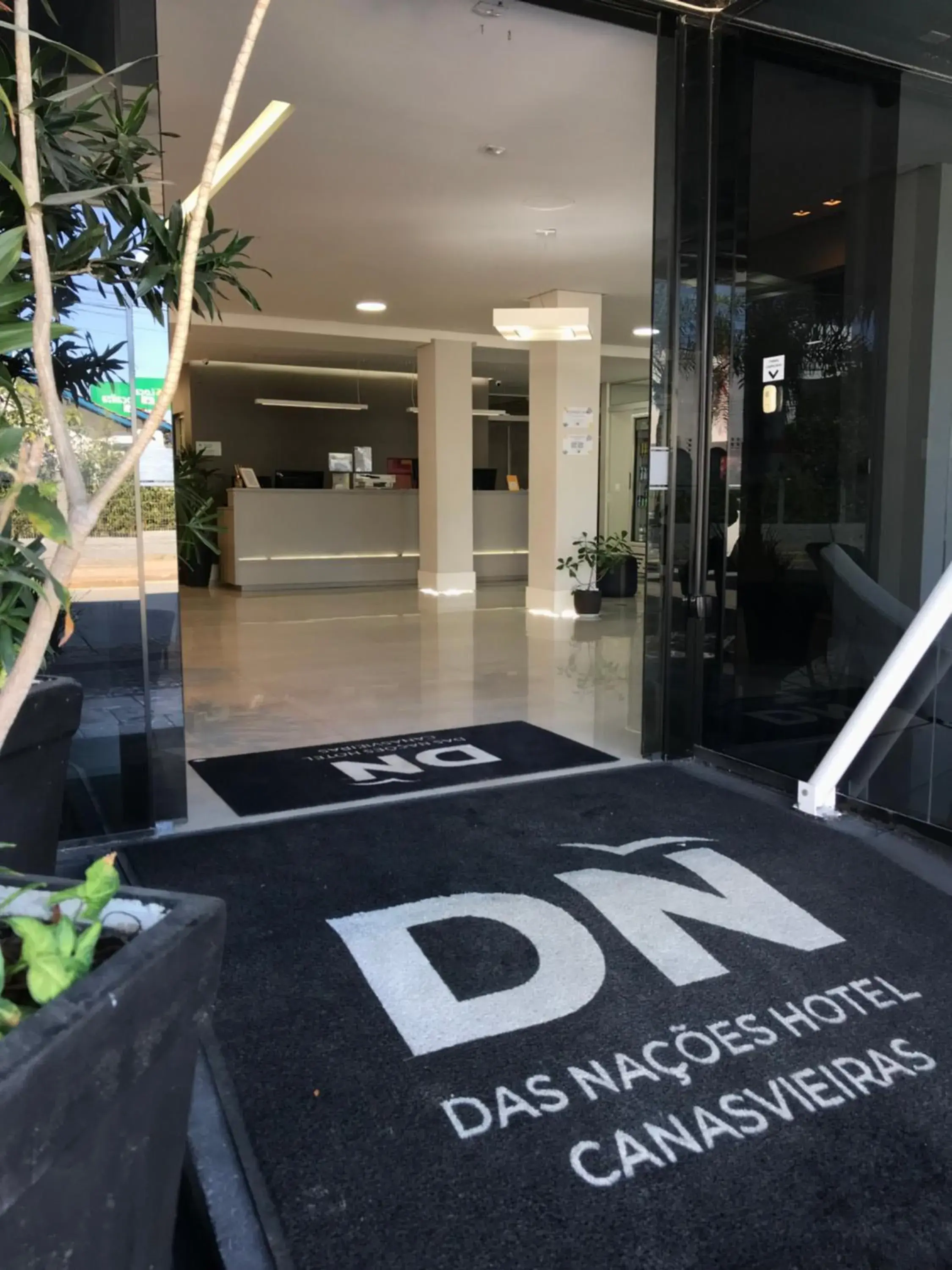 Facade/entrance in Das Nações Hotel Facade/entrance in Das Nações Hotel