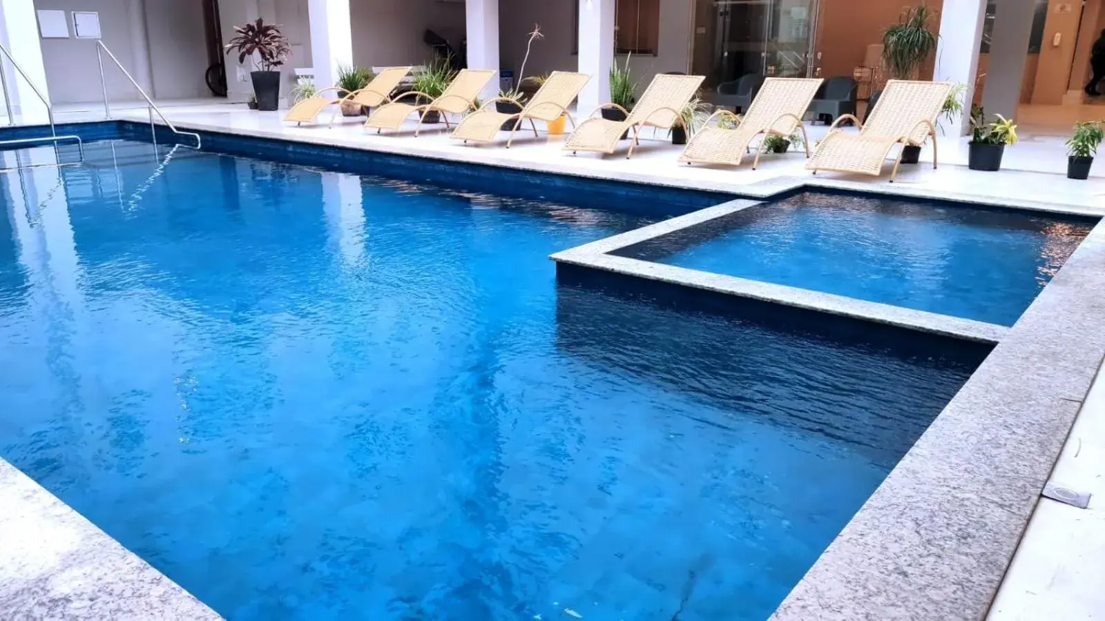 Swimming pool in Das Nações Hotel Swimming pool in Das Nações Hotel