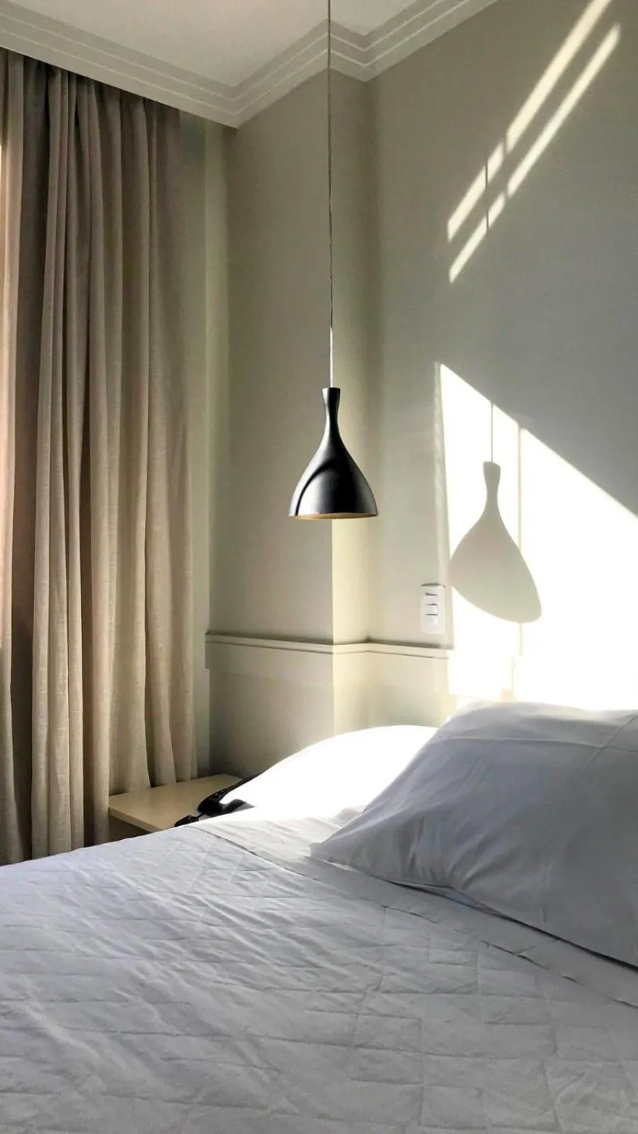 Day, Bed in Das Nações Hotel