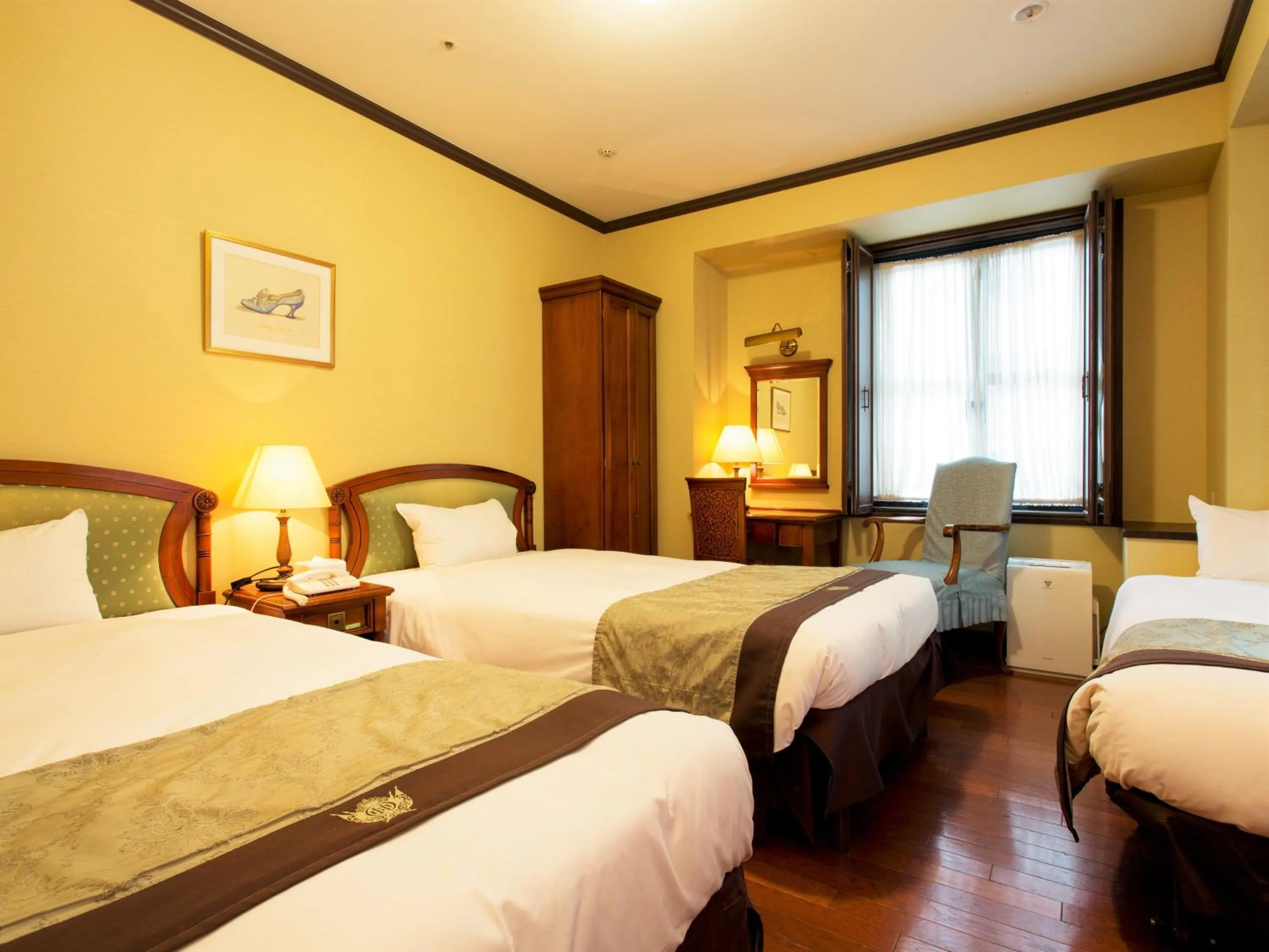 Photo of the whole room, Bed in Hotel Monterey Osaka