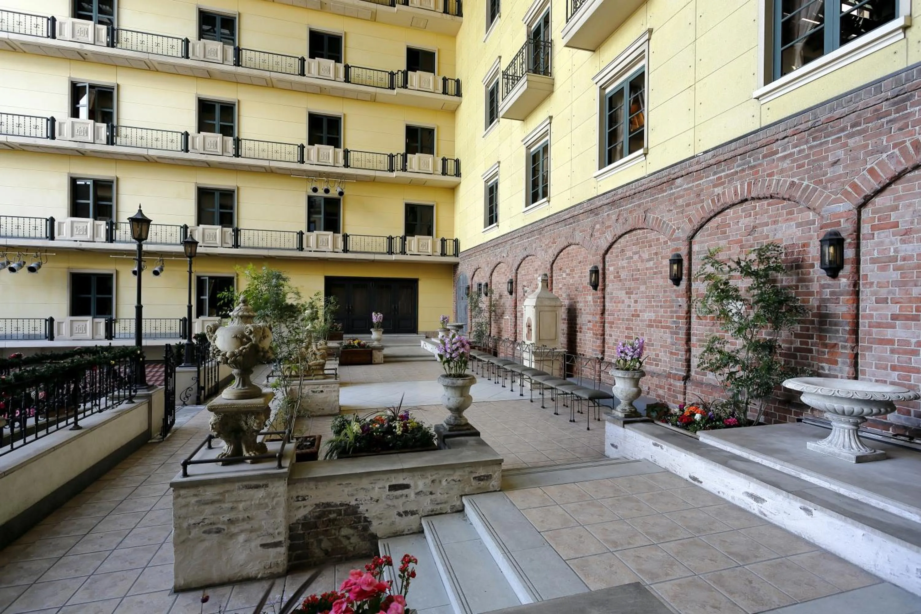 Garden in Hotel Monterey Osaka