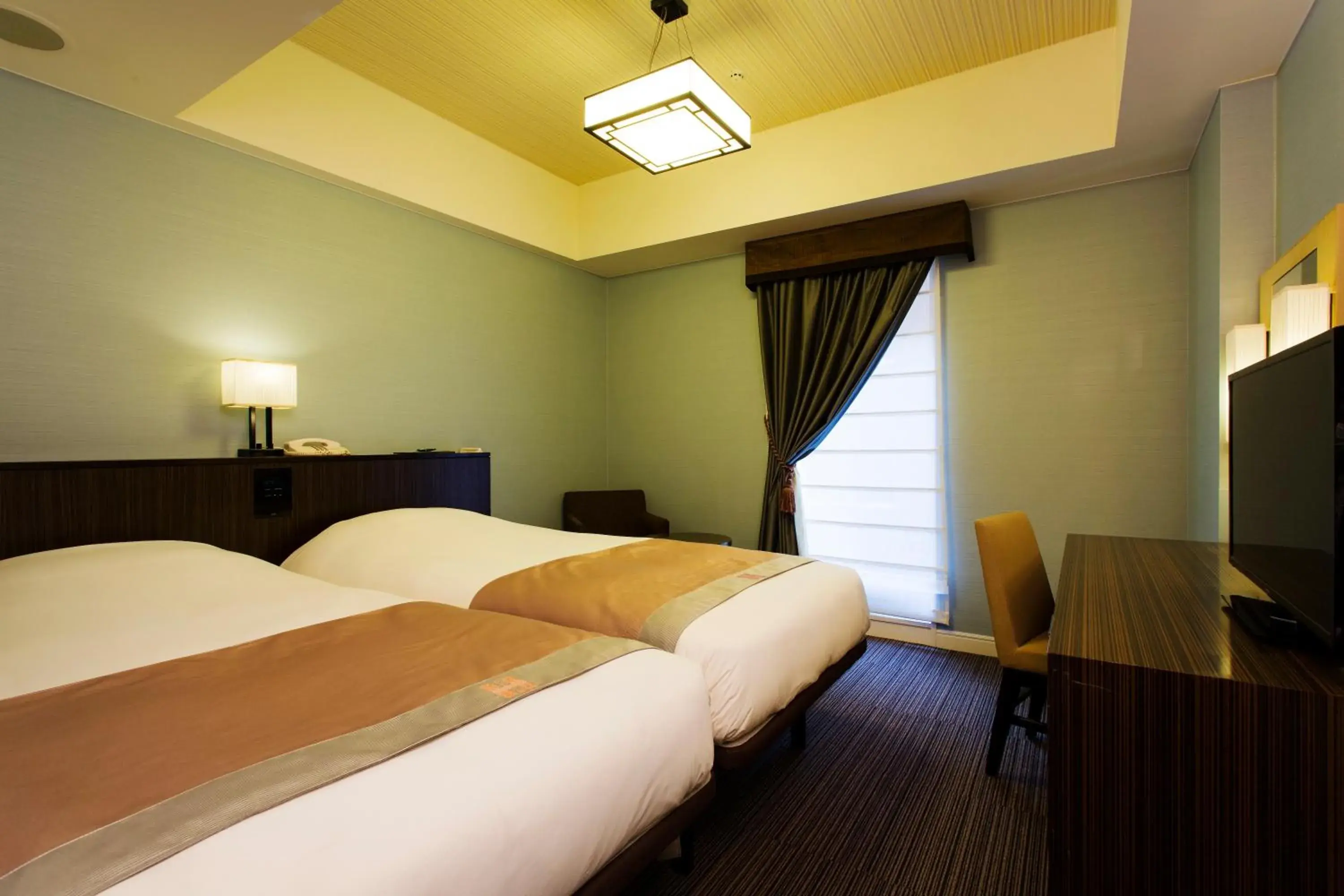 Photo of the whole room, Bed in Hotel Monterey Hanzomon Photo of the whole room, Bed in Hotel Monterey Hanzomon