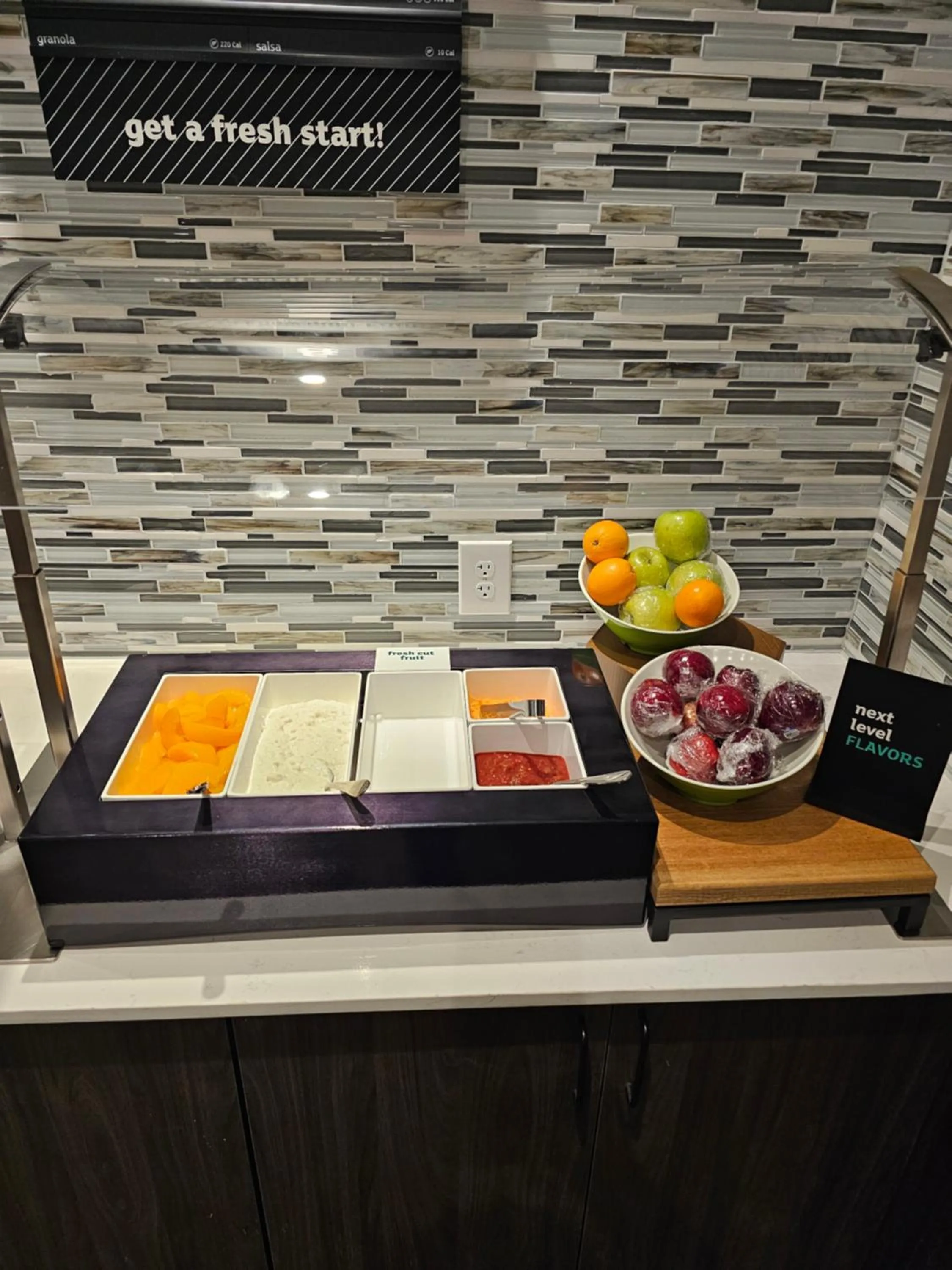 Holiday Inn & Suites - Farmington Hills - Detroit NW by IHG