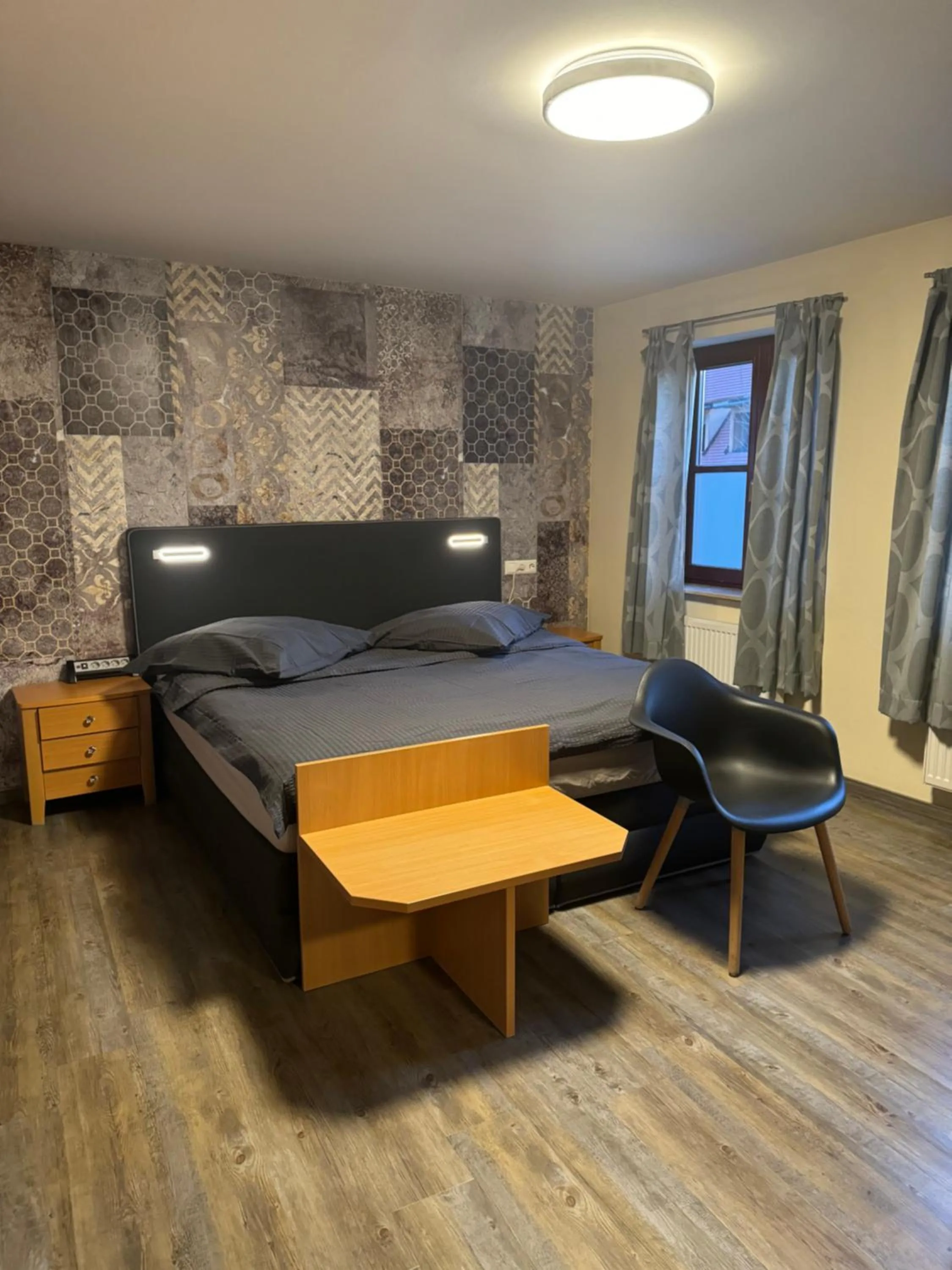 Bed in Hotel "Mythos Apartments" alle Zimmer mit Kochnische, Apartments mit Küche!