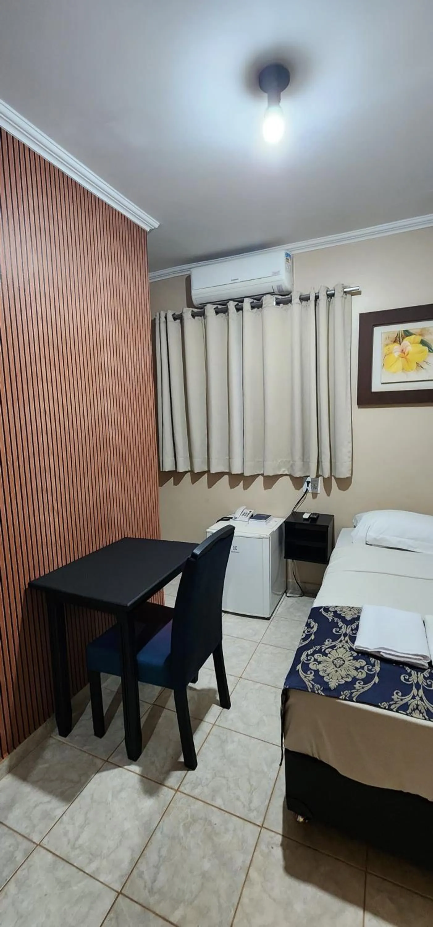 Photo of the whole room, Bed in Hotel Barretos