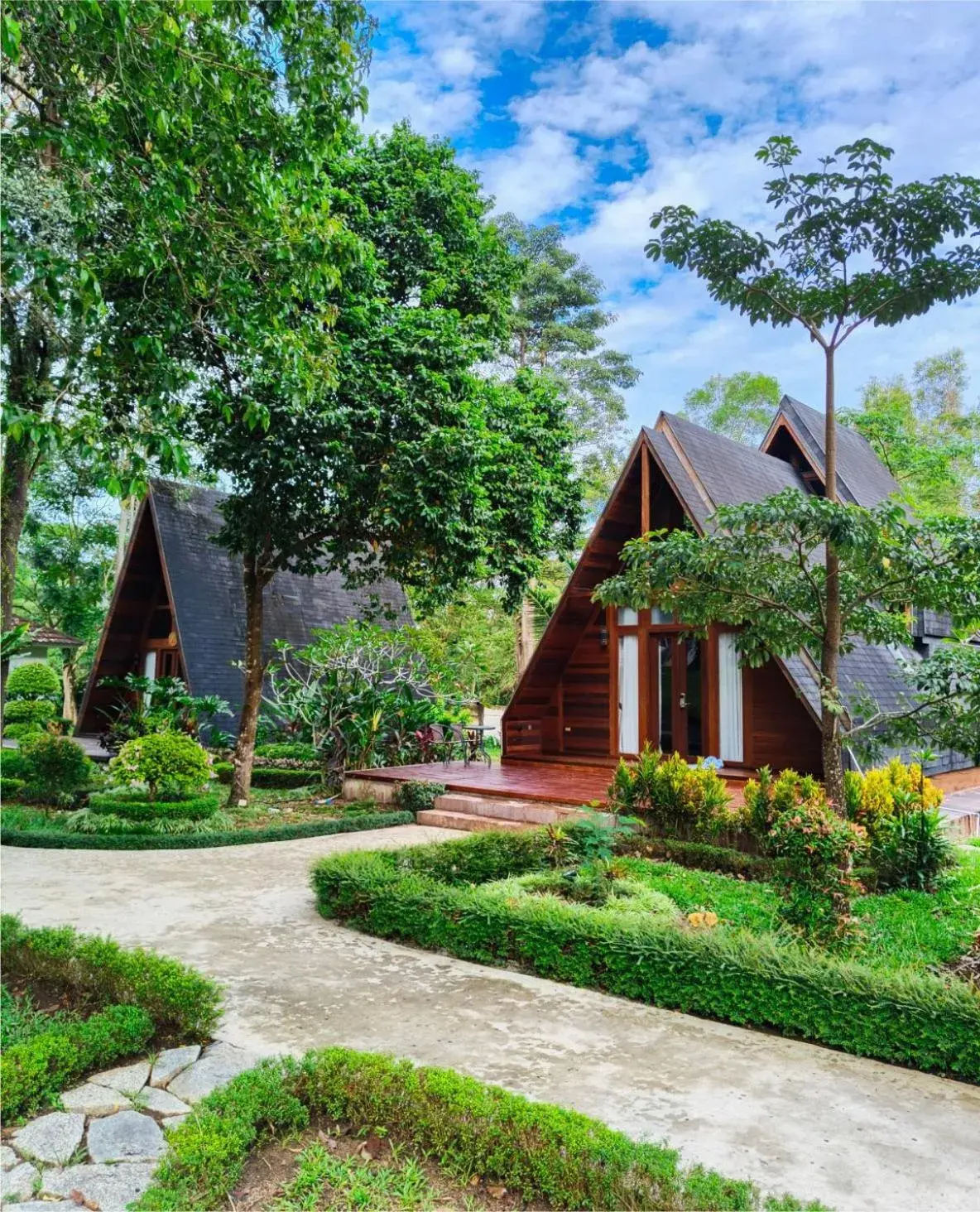 Property building in Soll Marina Hotel & Conference Center Bangka Property building in Soll Marina Hotel & Conference Center Bangka