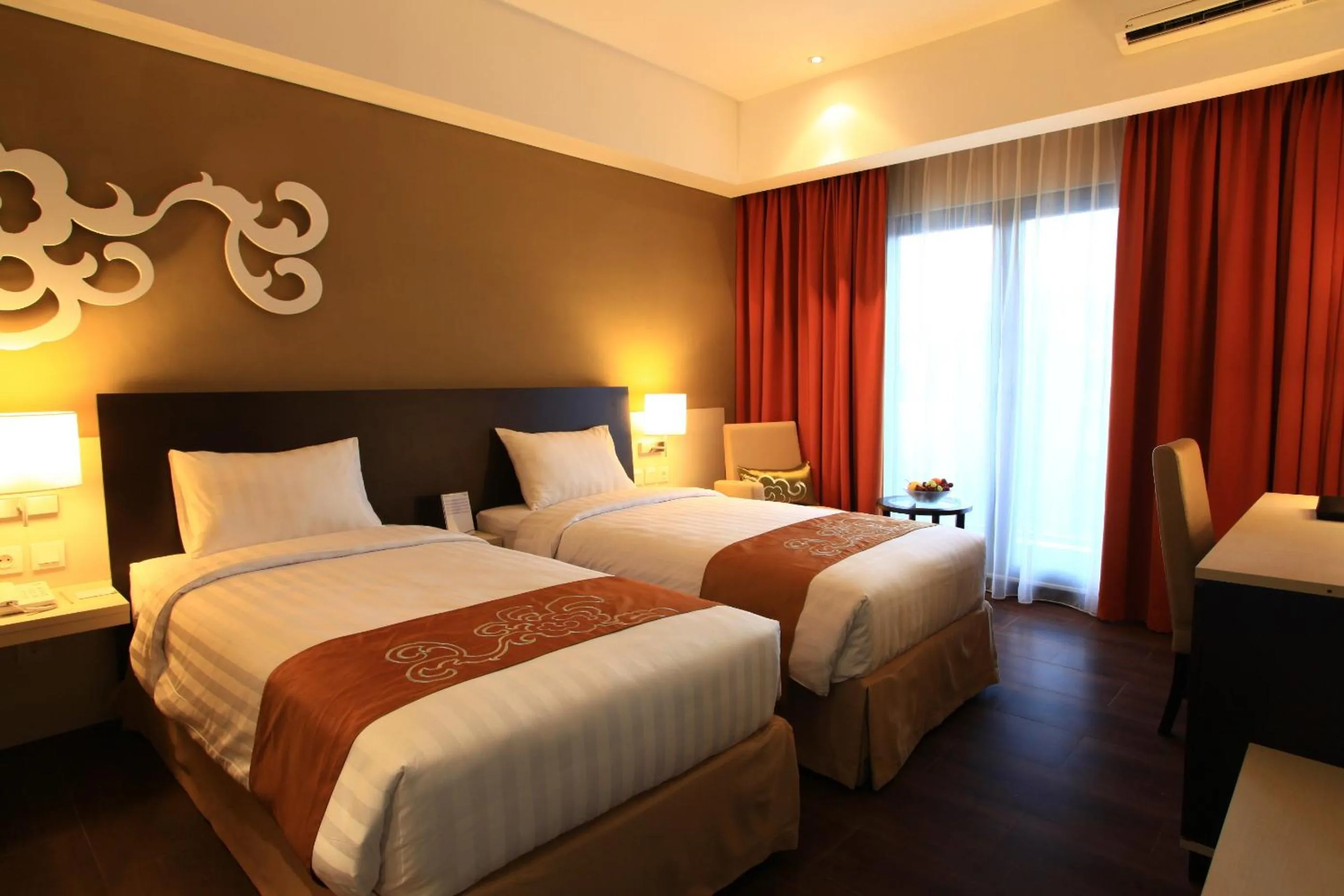 Superior Twin Room in Soll Marina Hotel & Conference Center Bangka