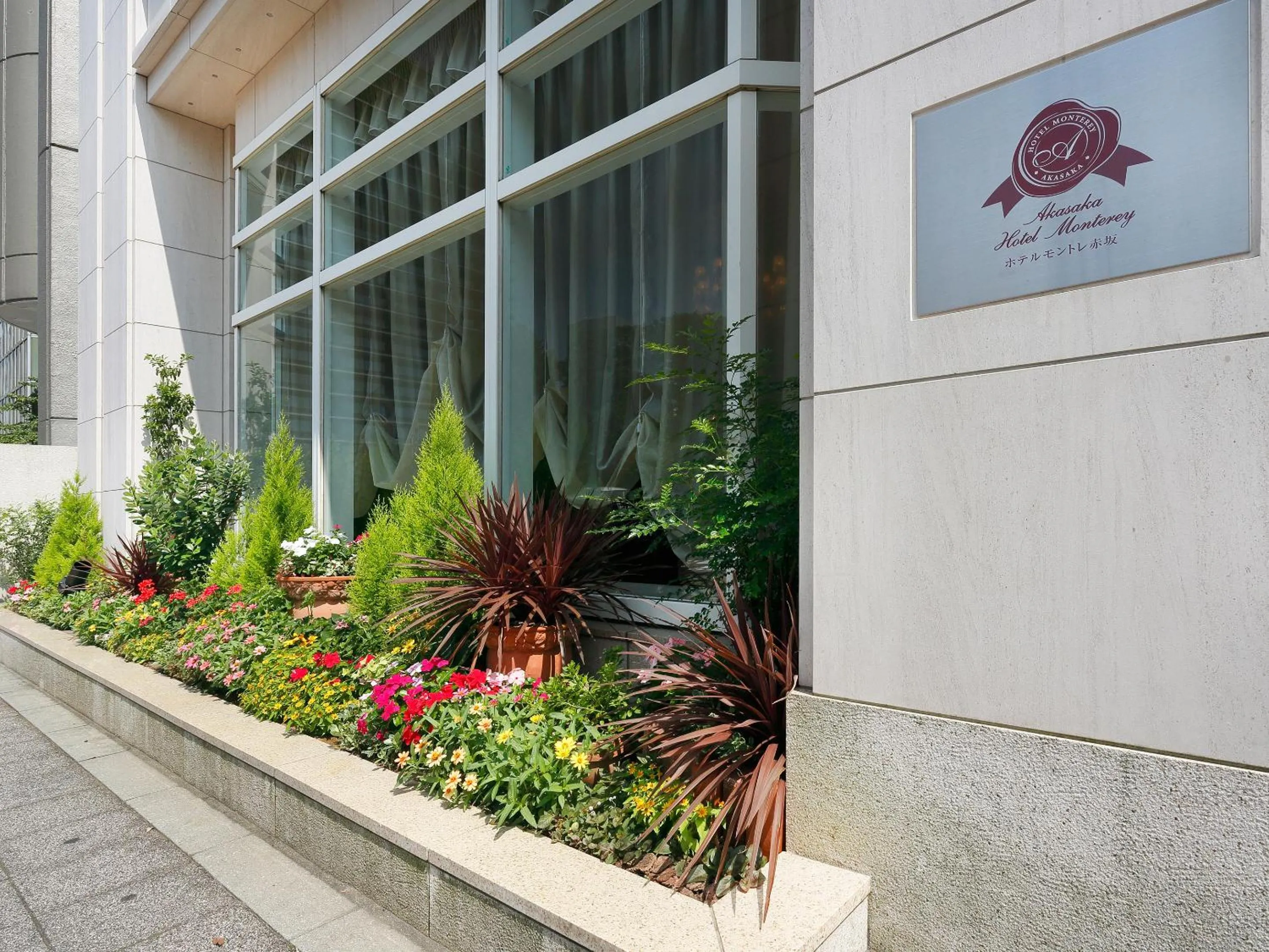 Facade/entrance in Hotel Monterey Akasaka