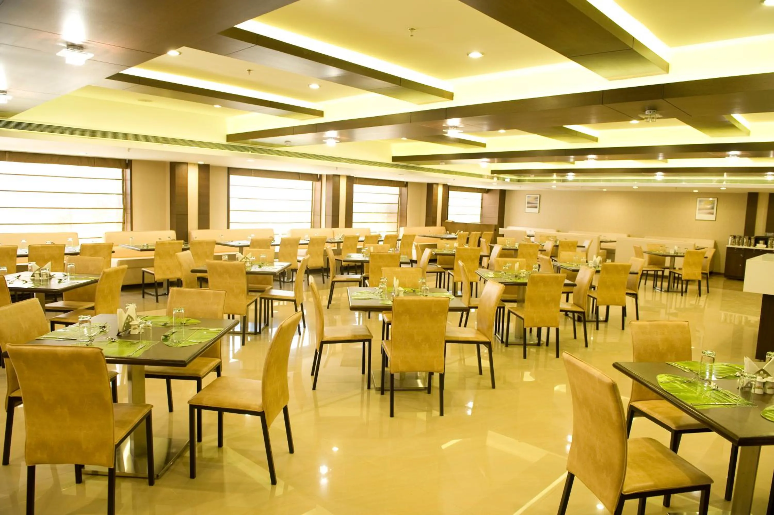 Restaurant/places to eat in The Ocean Pearl