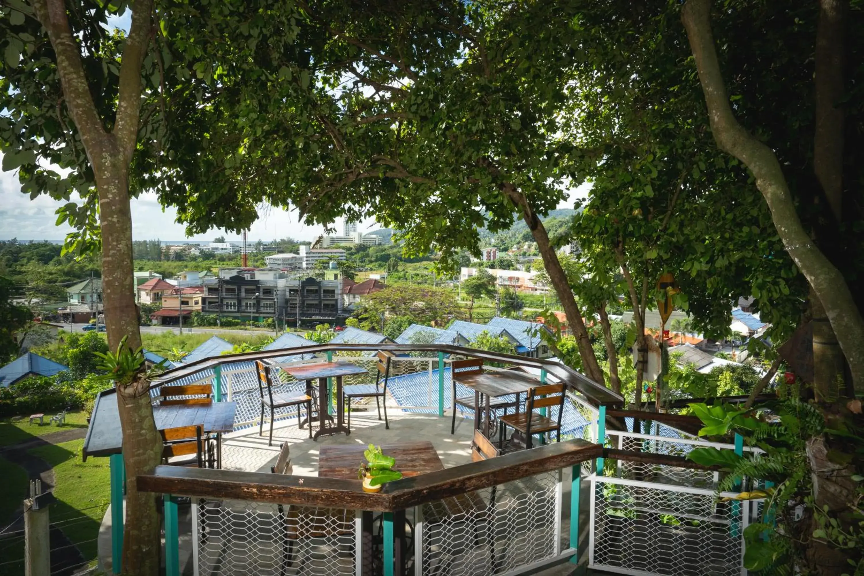 Restaurant/places to eat in Memory Karon Resort Restaurant/places to eat in Memory Karon Resort