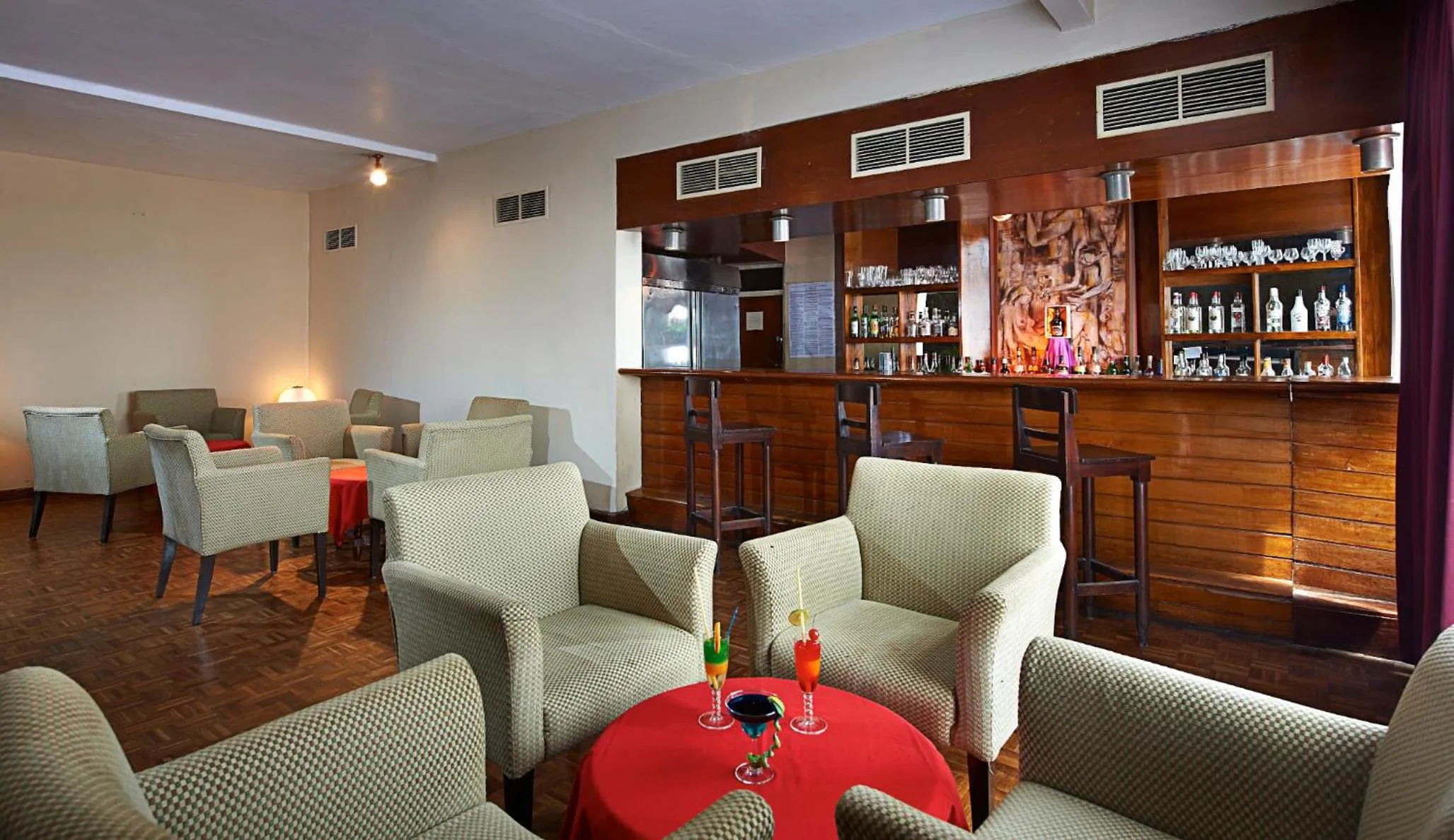 Lounge or bar in Berjaya Hotel Colombo