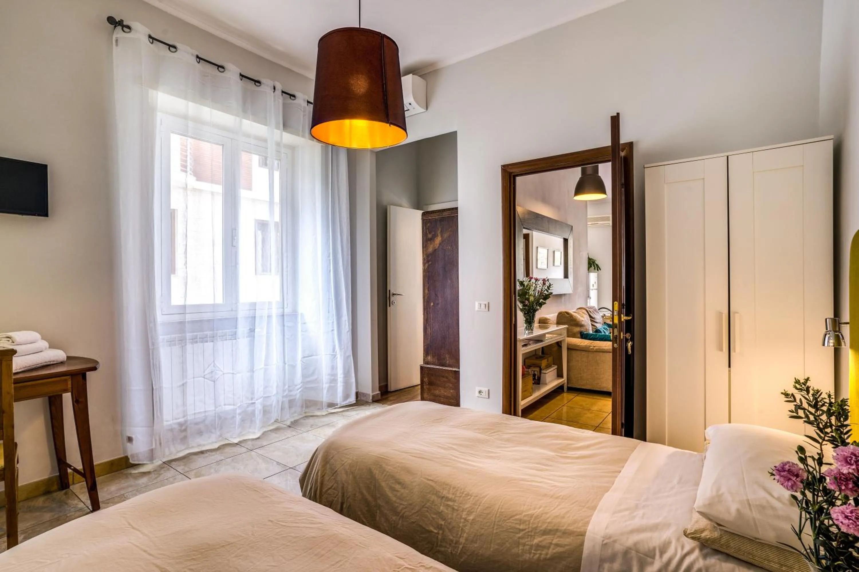 Two-Bedroom Apartment in Circus Maximus Home