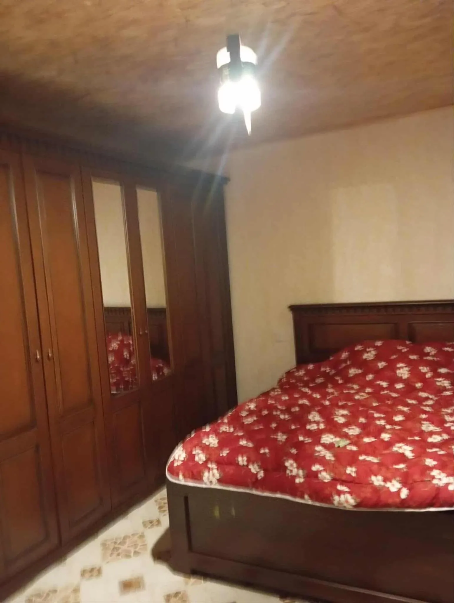 King Room in Raul Lushnu Darbaz