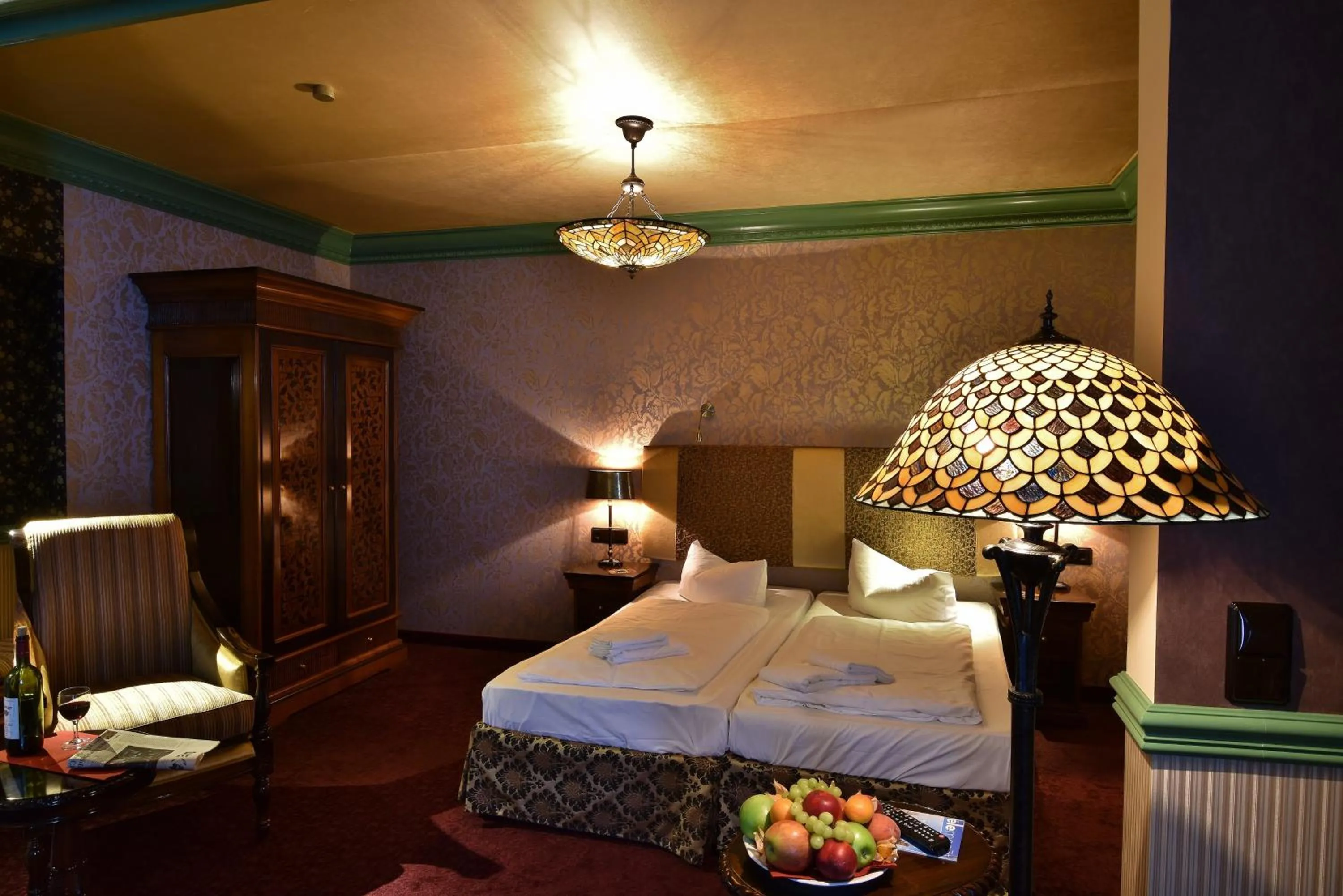 Photo of the whole room, Bed in Myer's Hotel Berlin