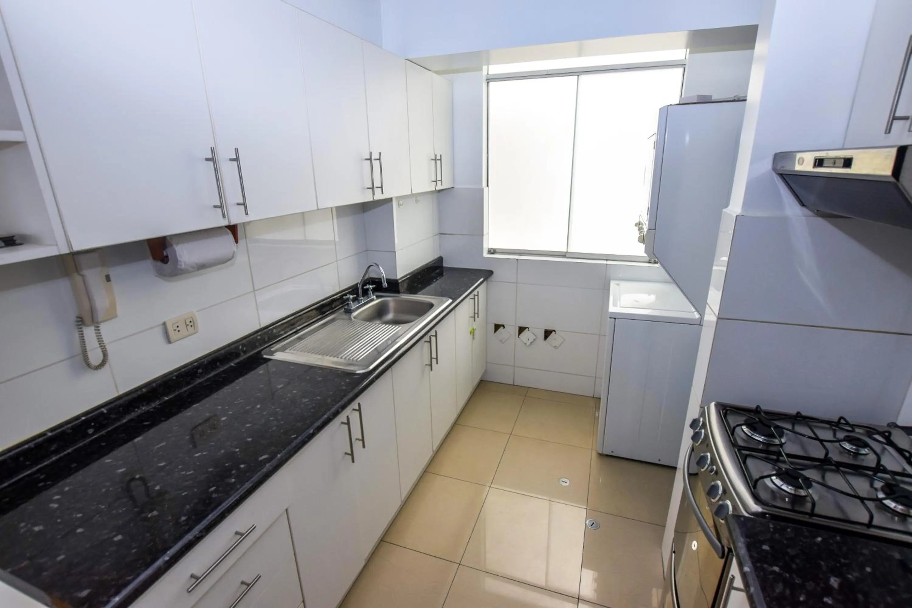 Kitchen or kitchenette in Miraflores Apartments 110 Alcanfores Street by Private Host
