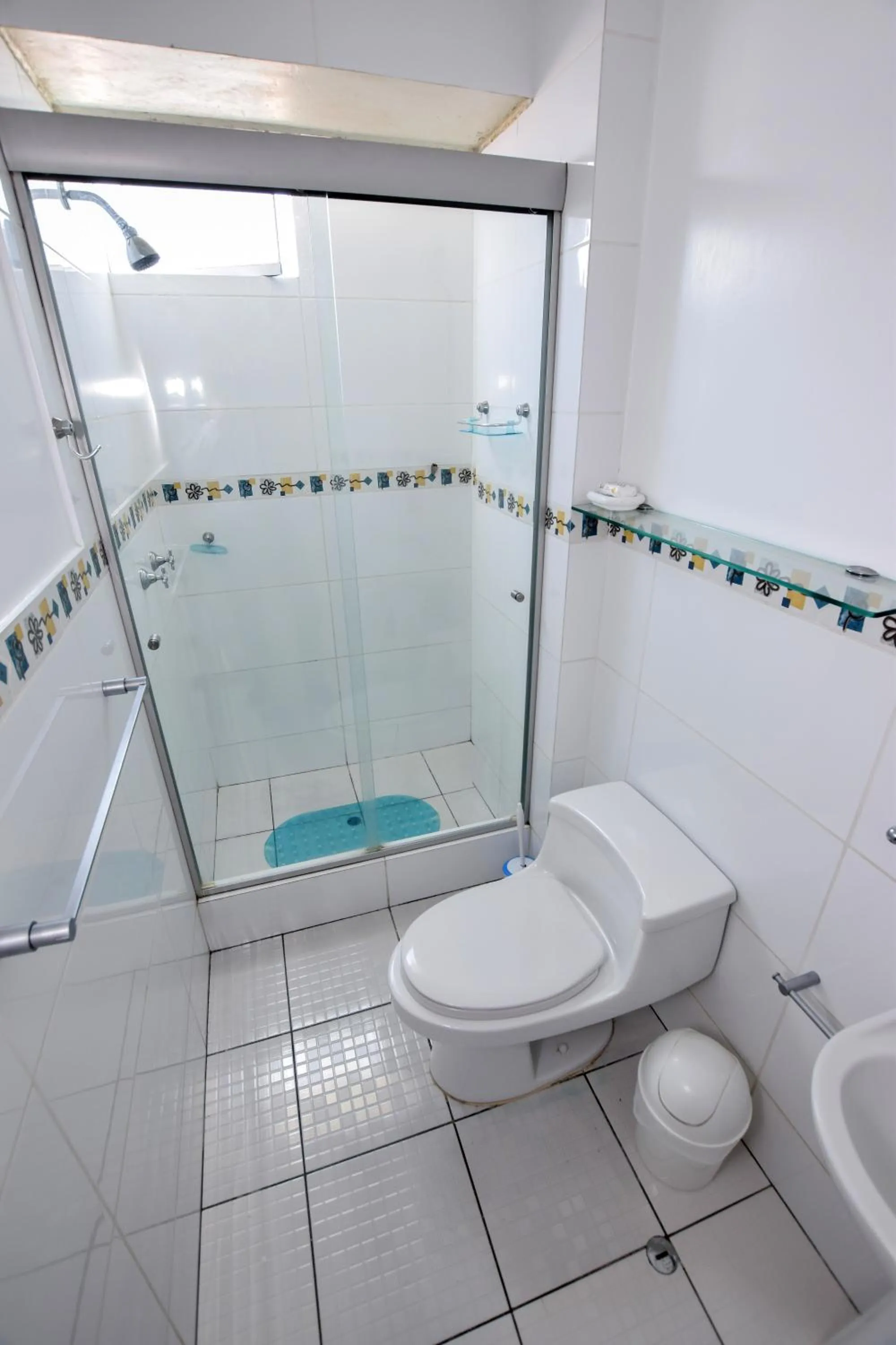 Shower in Miraflores Apartments 110 Alcanfores Street by Private Host