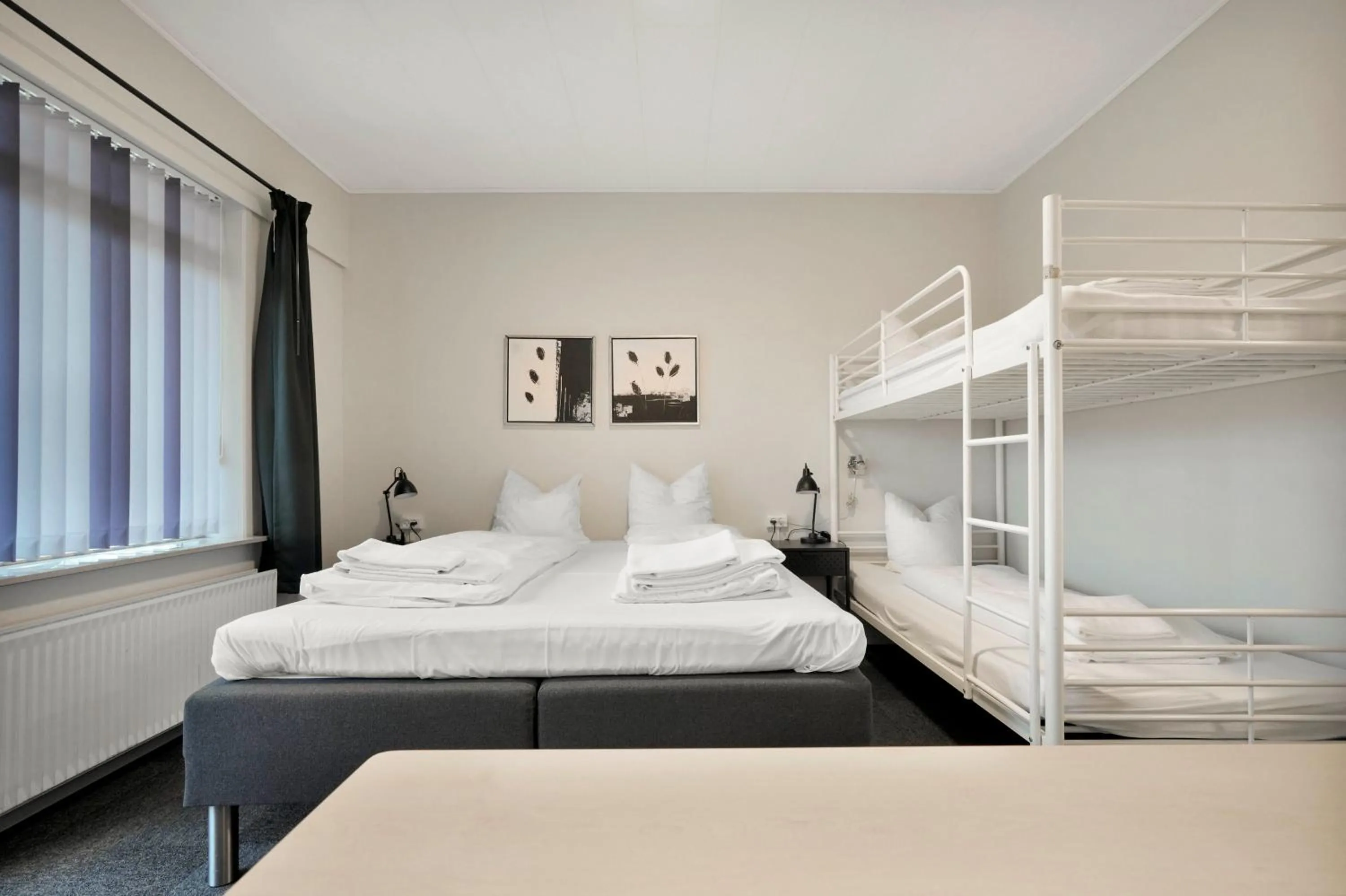 bunk bed, Bed in Hotel Varde