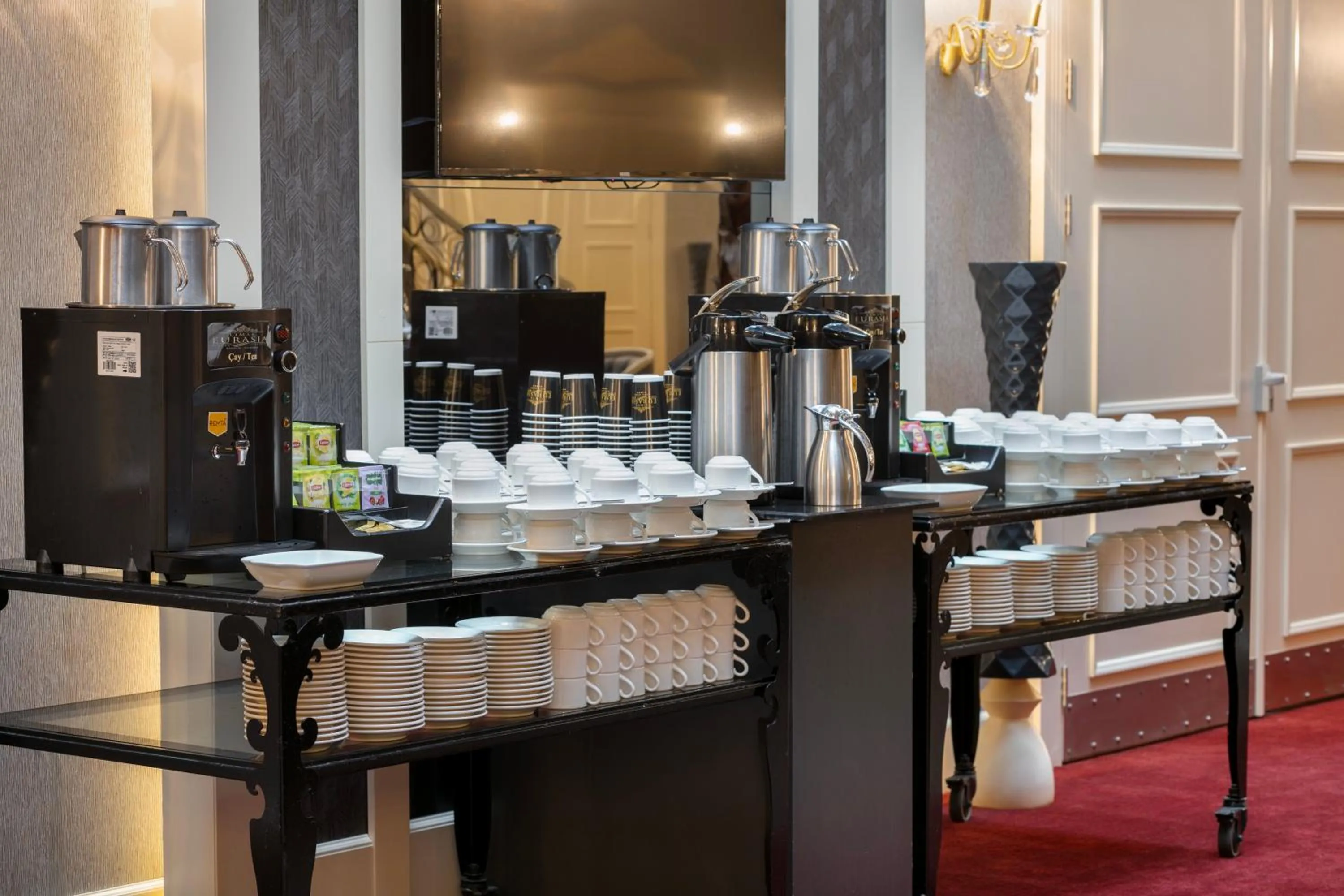 Coffee/tea facilities in Limak Eurasia Luxury Hotel