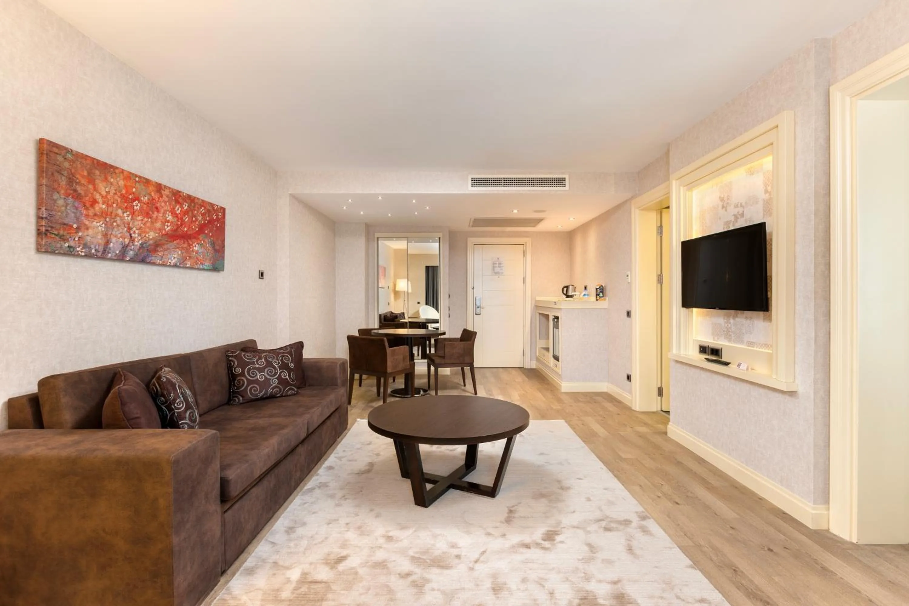 TV and multimedia in Limak Eurasia Luxury Hotel