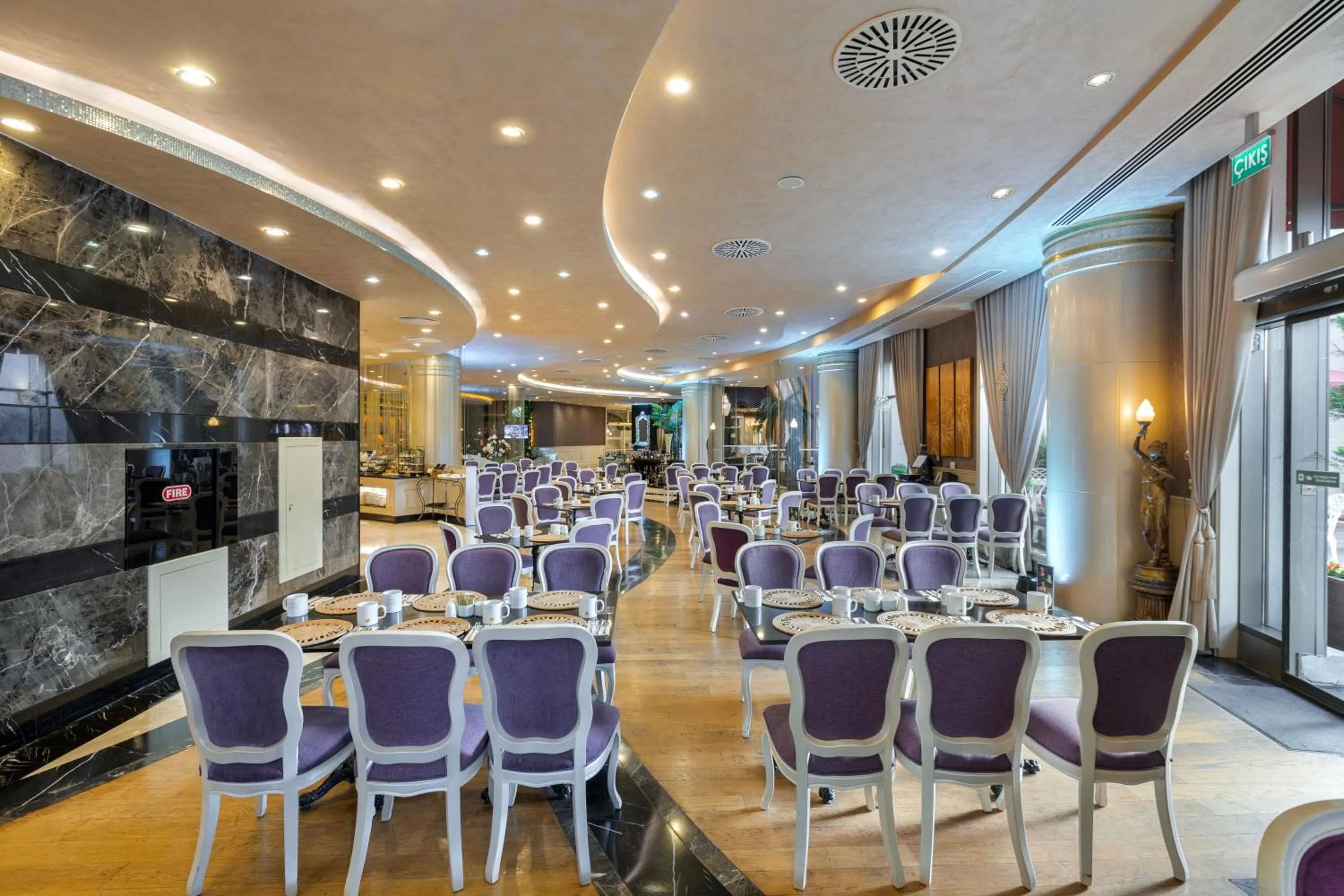Restaurant/places to eat in Limak Eurasia Luxury Hotel
