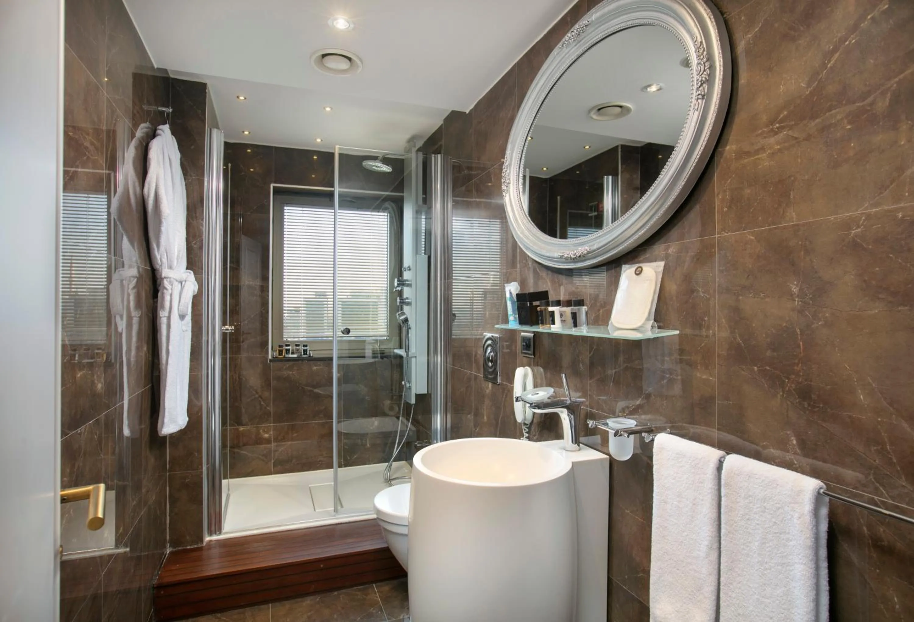 Shower in Limak Eurasia Luxury Hotel