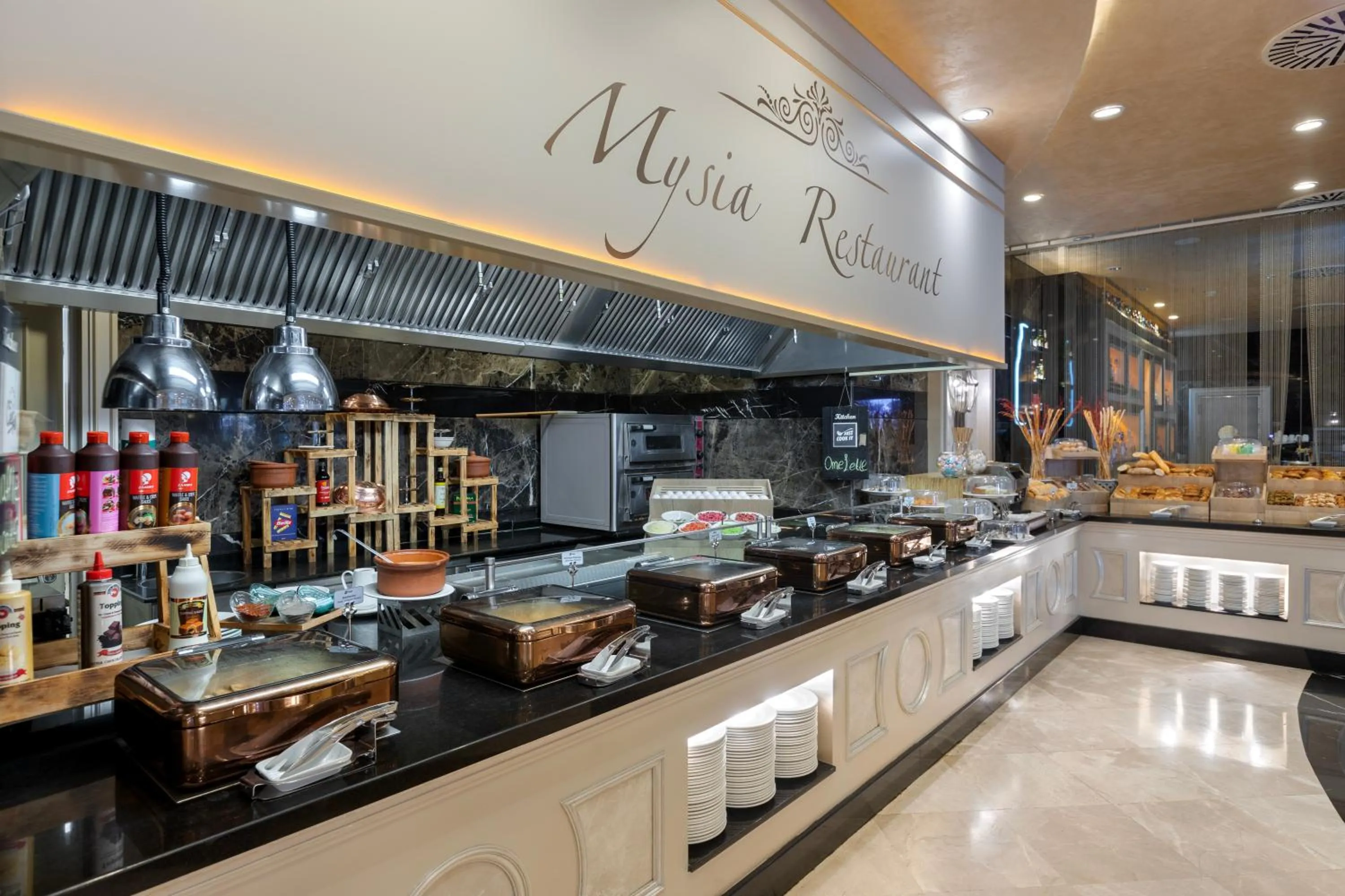 Food and drinks in Limak Eurasia Luxury Hotel