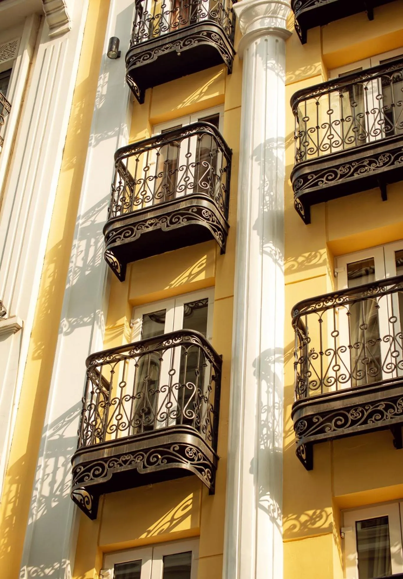 Property building in Hanoi Tirant Hotel