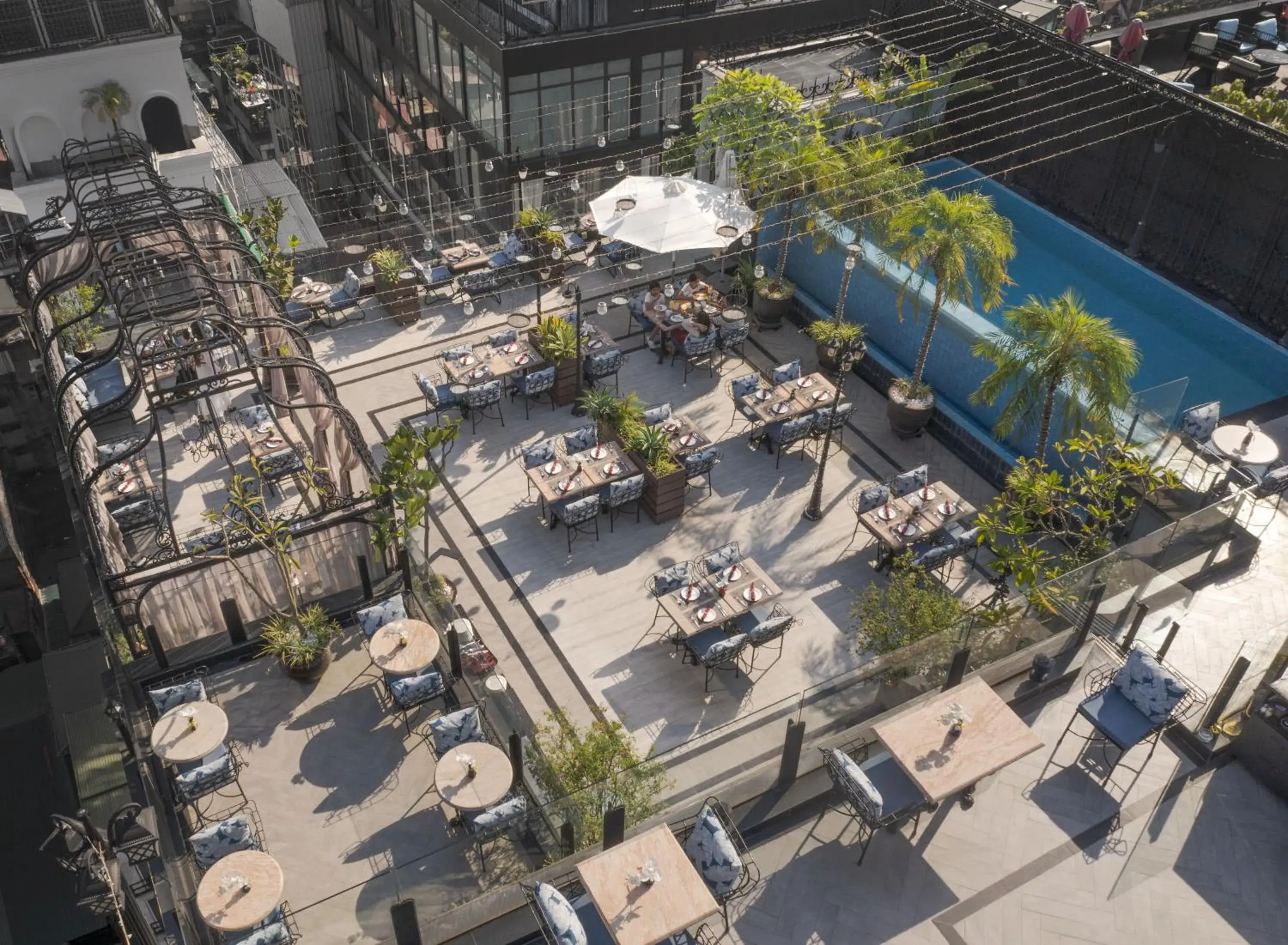 Property building in Hanoi Tirant Hotel Property building in Hanoi Tirant Hotel