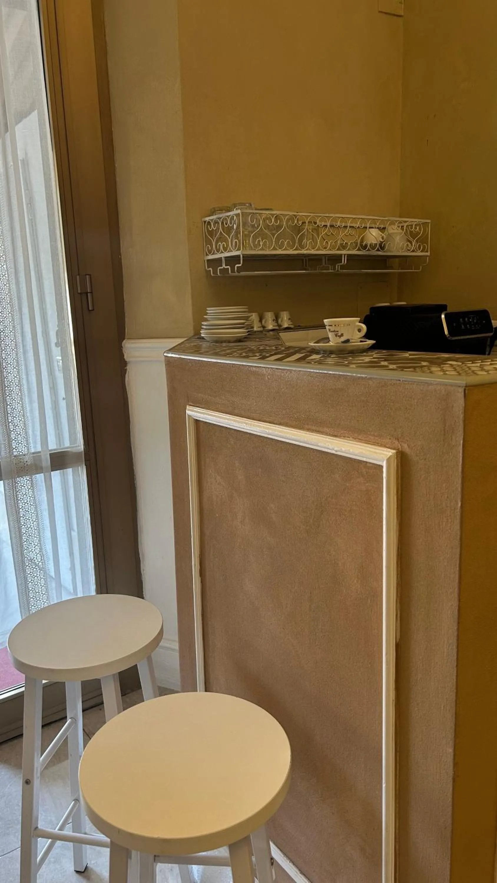 Restaurant/places to eat in Boutique Hotel Calais Milano