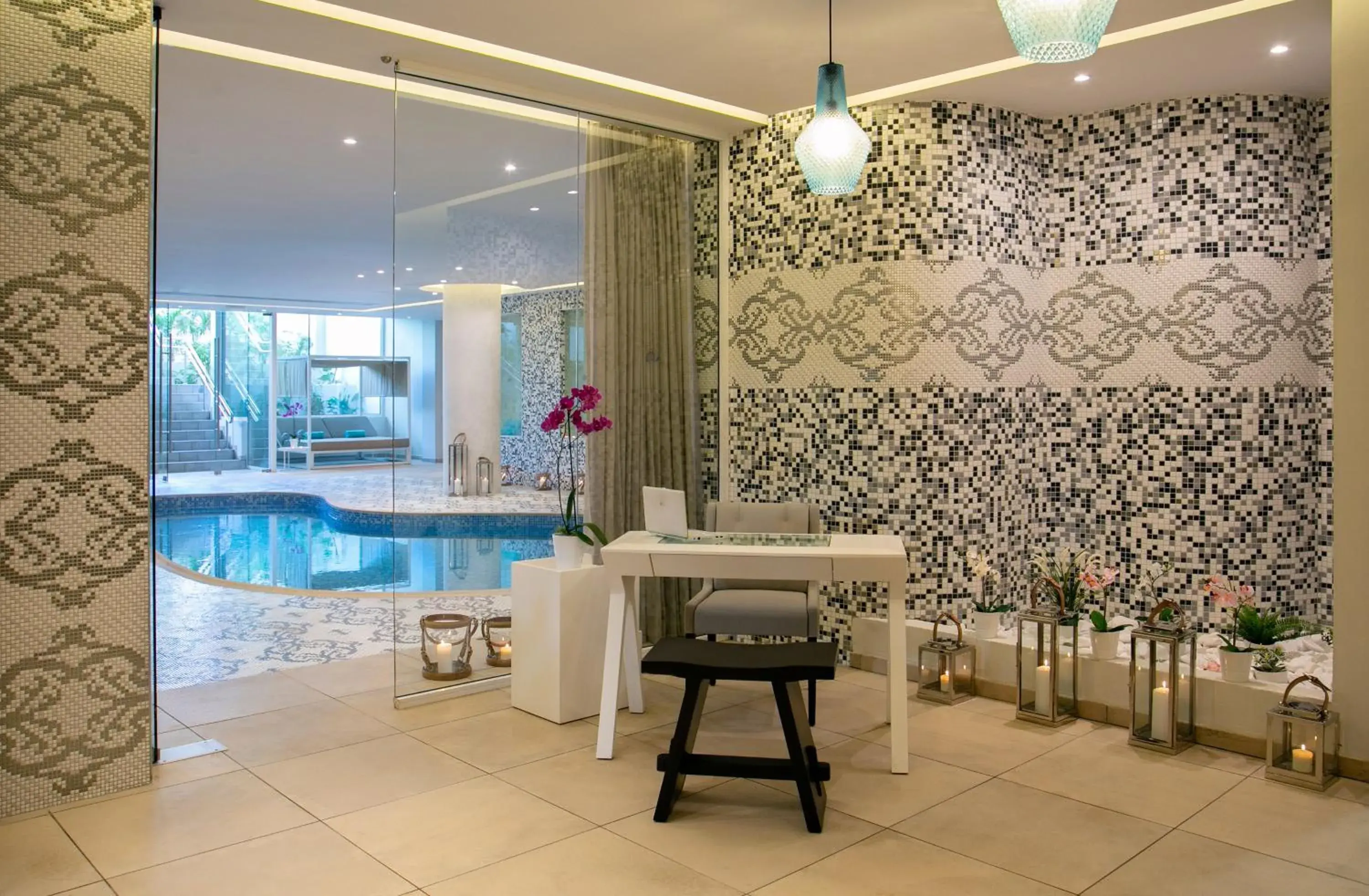 Spa and wellness centre/facilities in Vangelis Hotel & Suites Spa and wellness centre/facilities in Vangelis Hotel & Suites