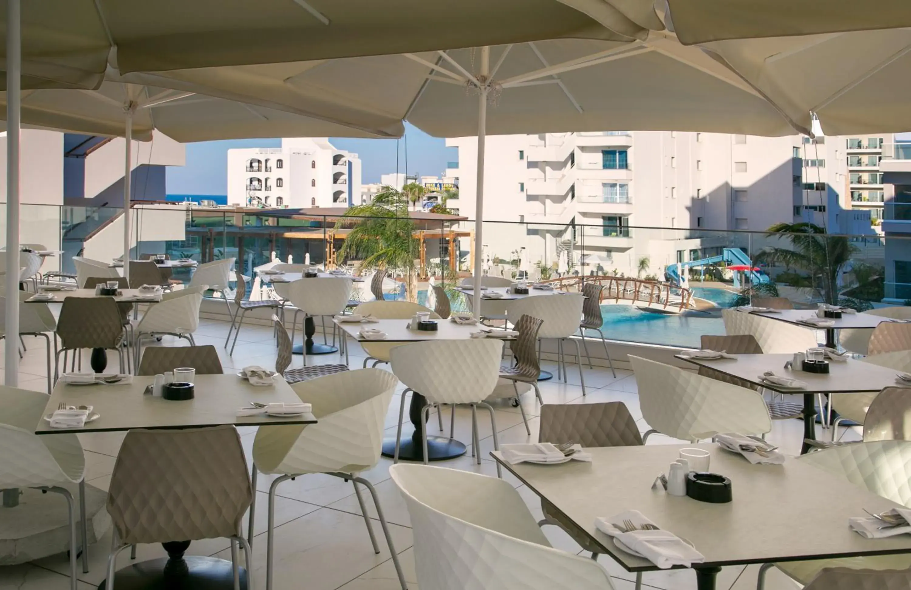 Restaurant/places to eat in Vangelis Hotel & Suites Restaurant/places to eat in Vangelis Hotel & Suites