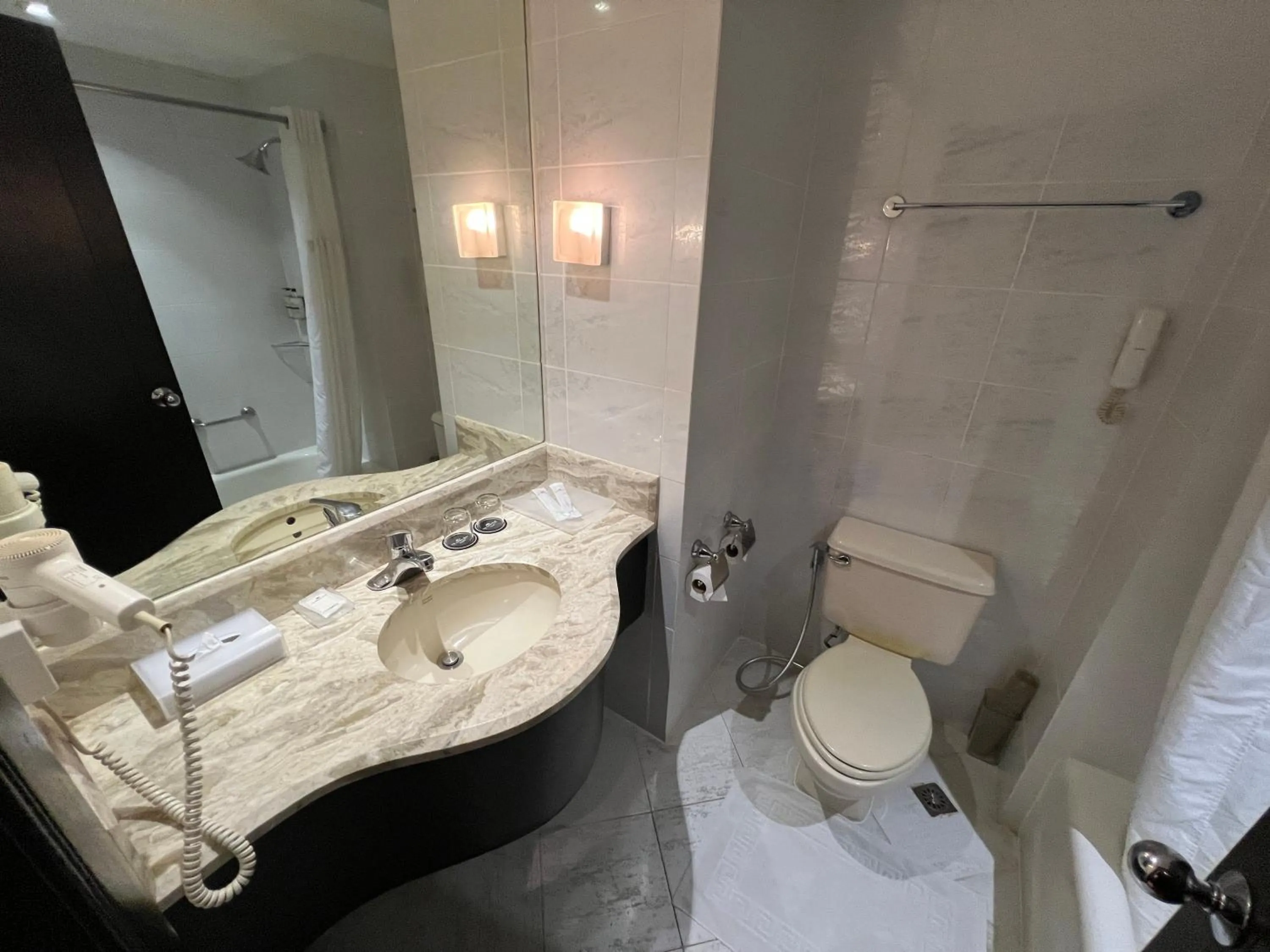 Bedroom in City Garden Hotel Makati