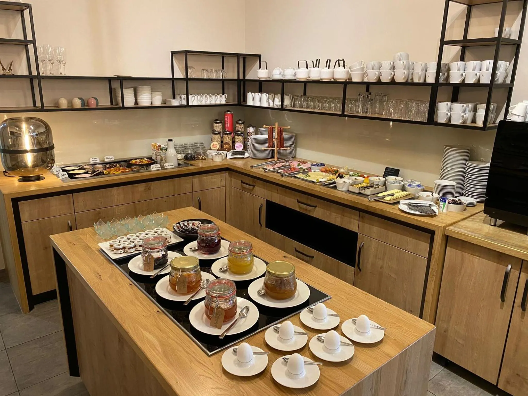 Breakfast in Schlosshotel Bad Neustadt