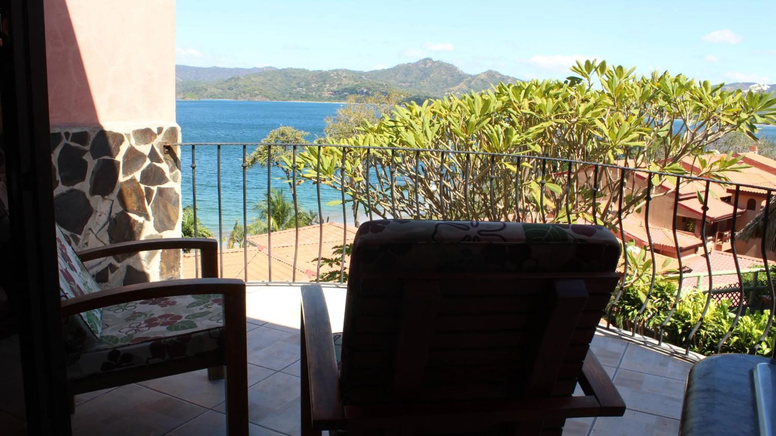 Patio in Flamingo Marina Hotel