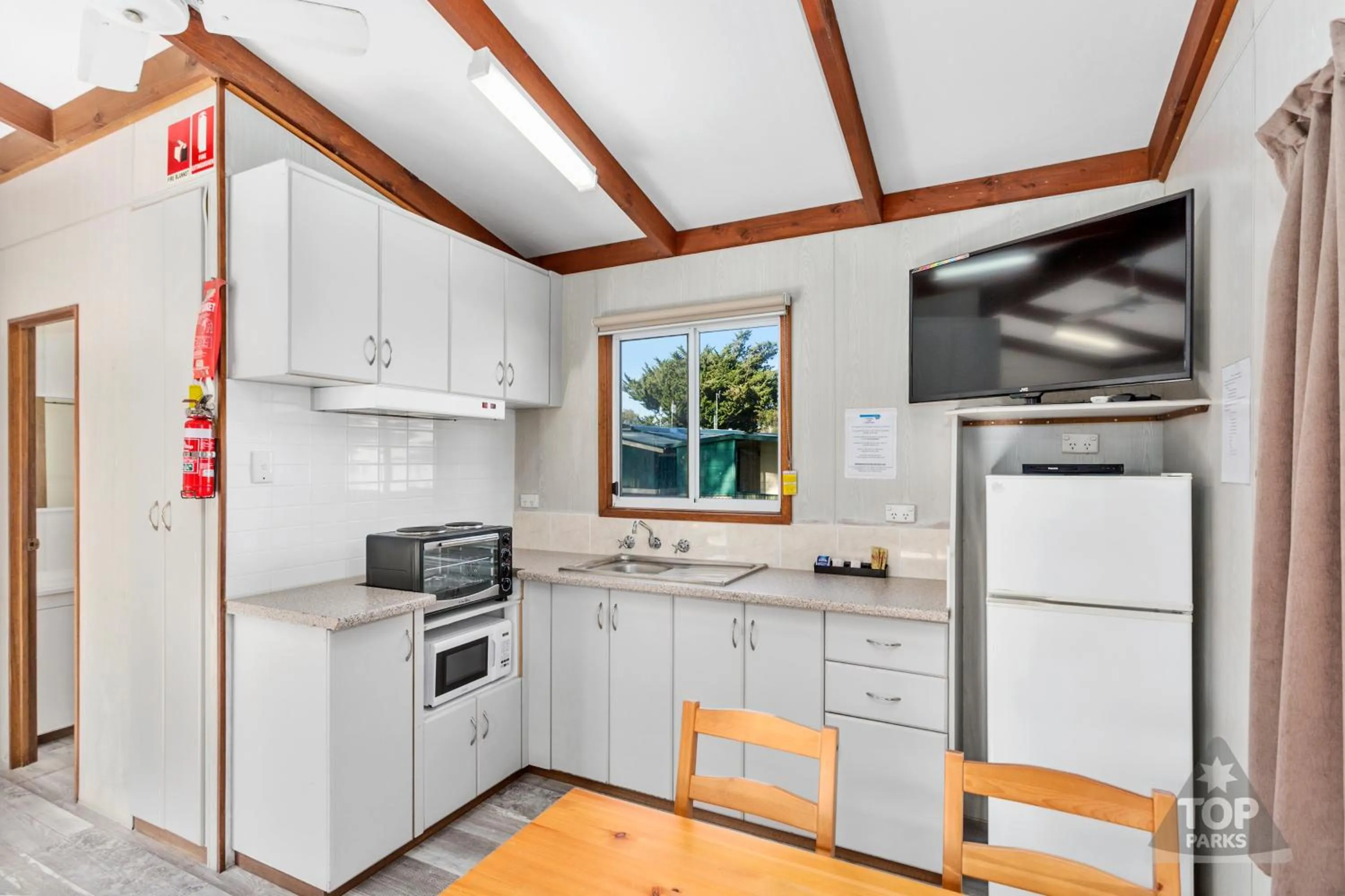 Kitchen or kitchenette in Victor Harbor Holiday Park